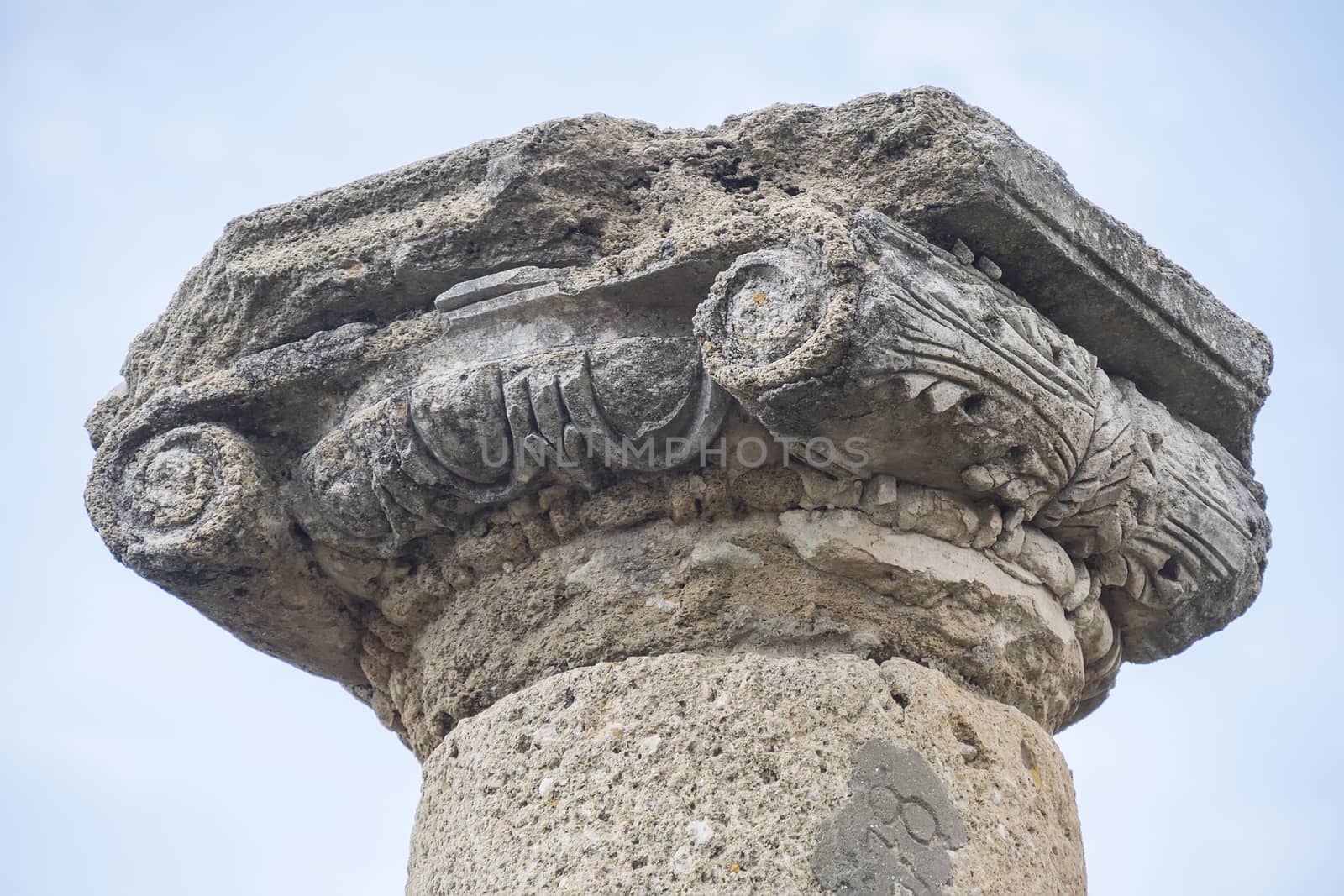 Ruins of a Roman city, column by max8xam