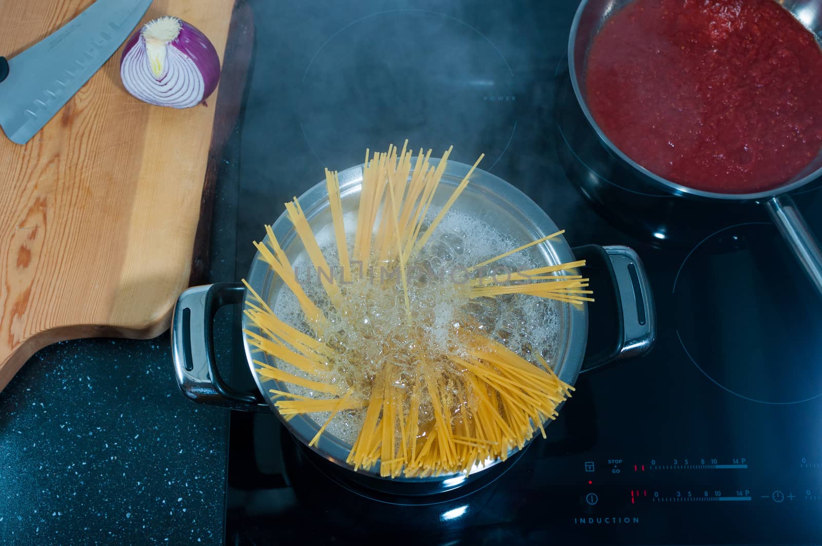 Pasta: Spaghetti cooking, view from above