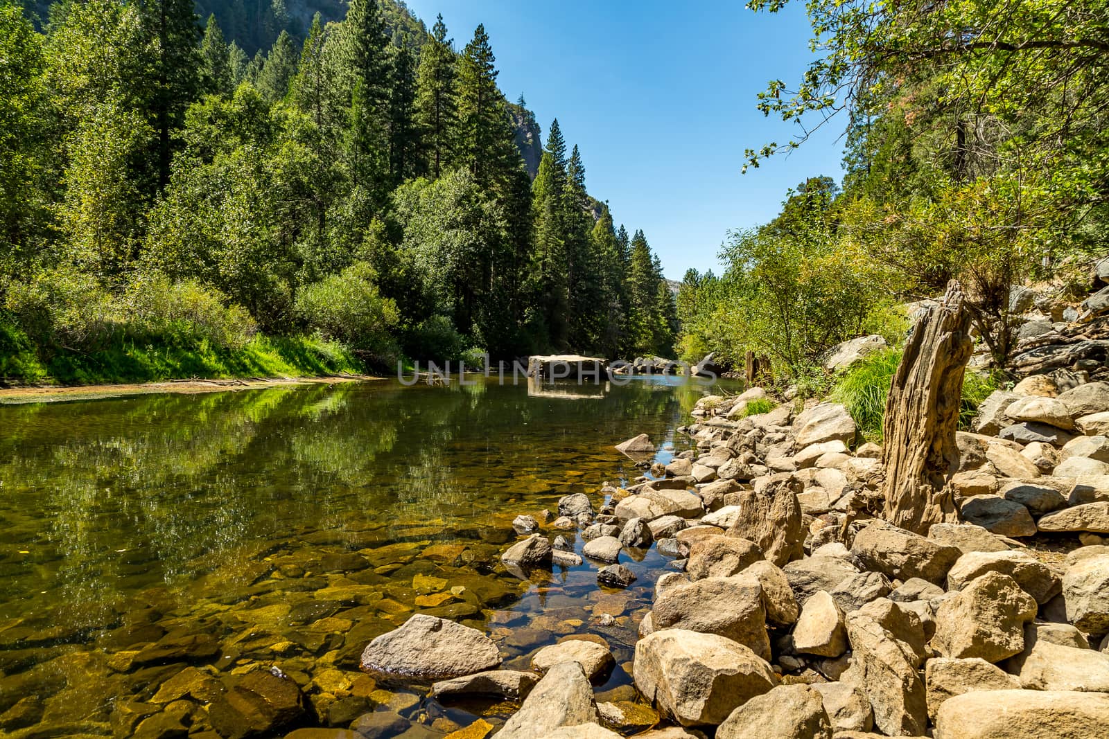 Merced River Yosemite Valley by adifferentbrian