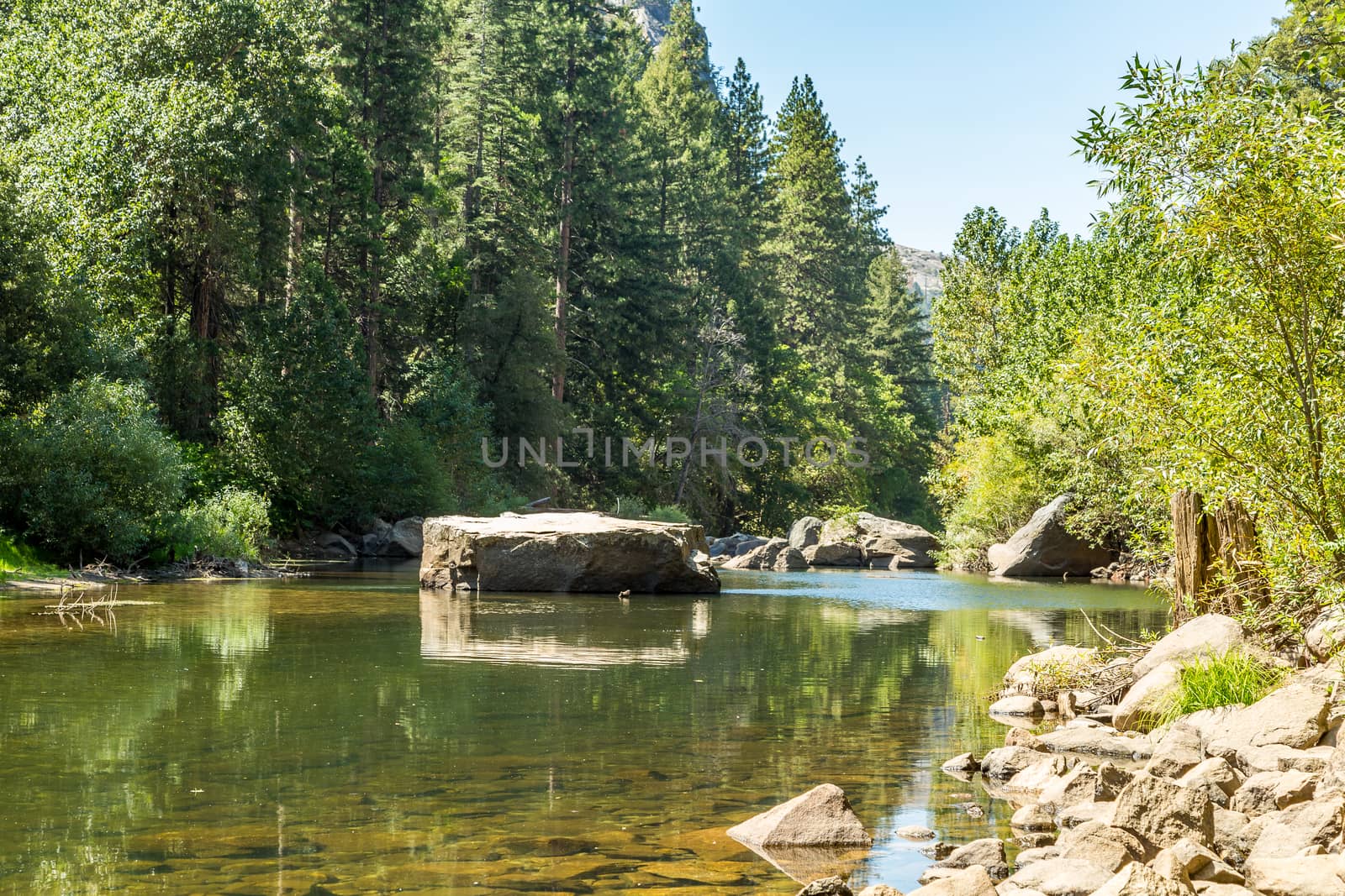 Merced River Yosemite Valley by adifferentbrian