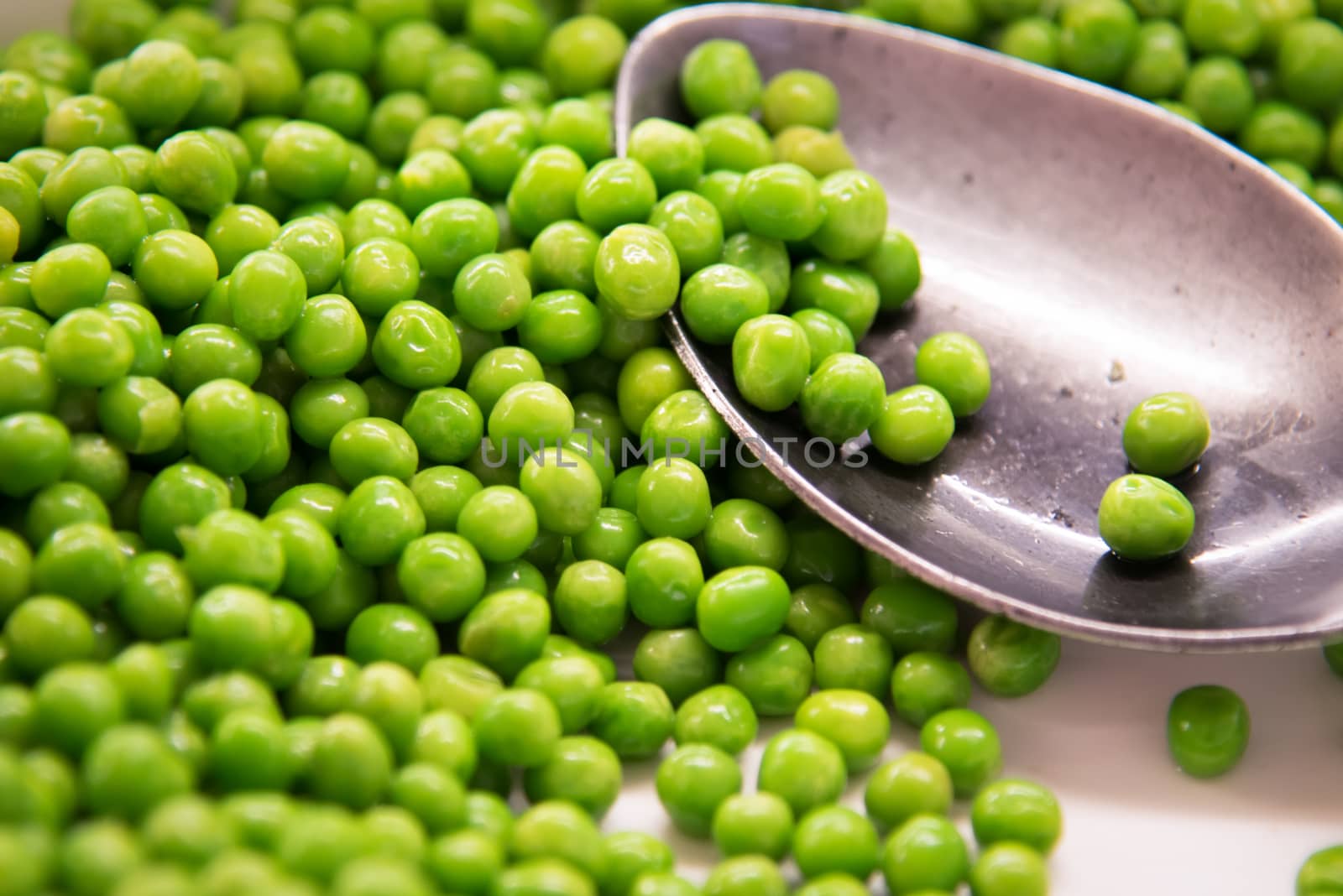 Green peas  . by LarisaP