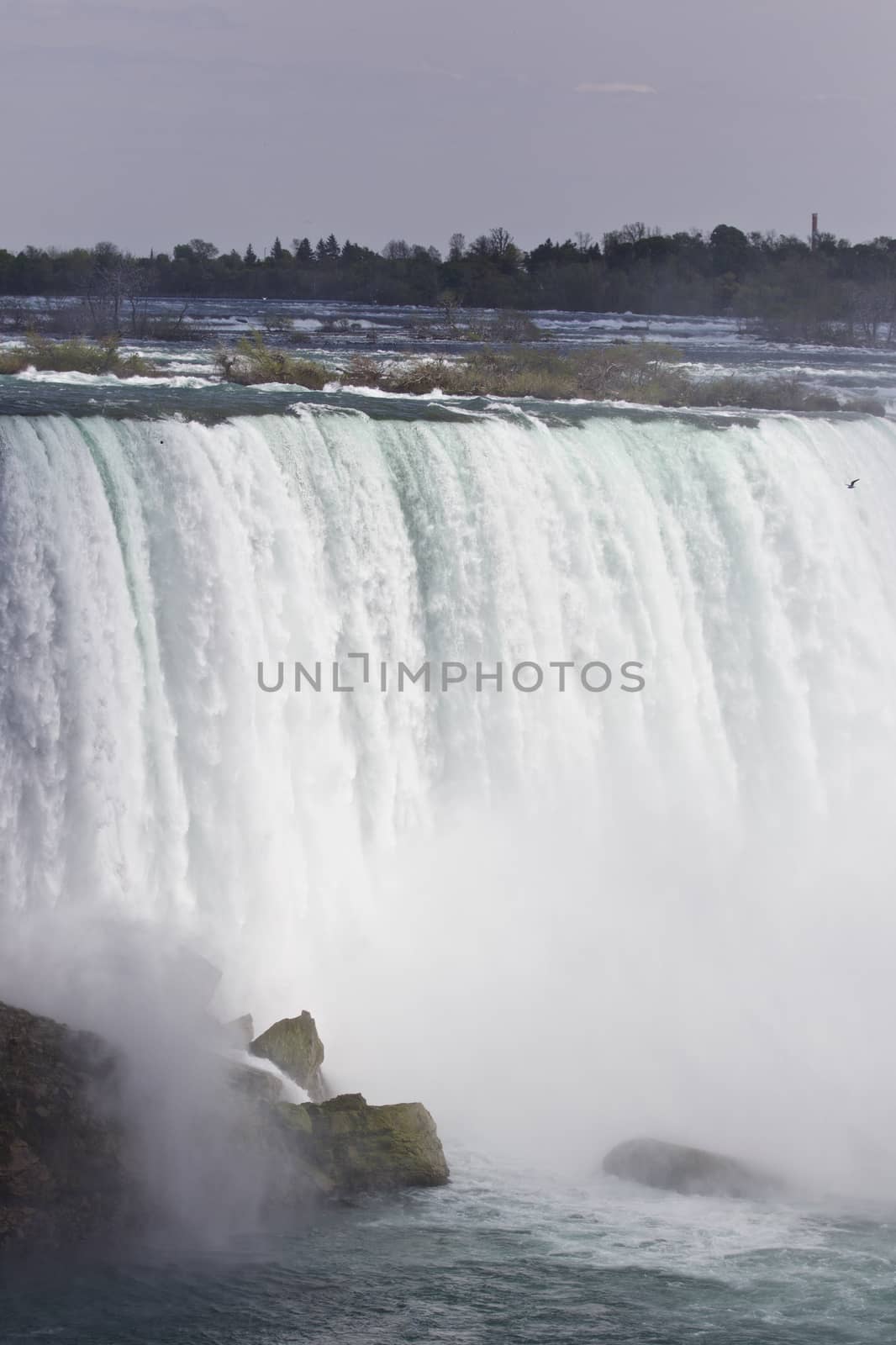 Beautiful isolated picture of the amazing Niagara falls by teo