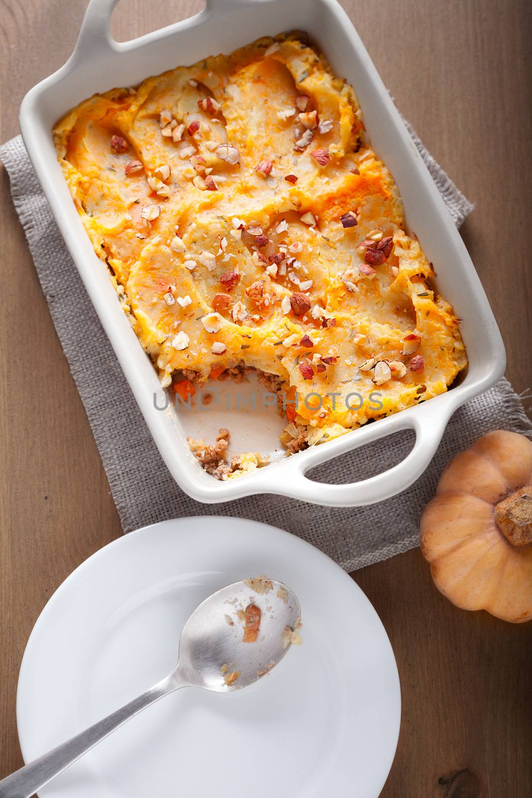 Parmentier of pumpkin and potatoes with beef.