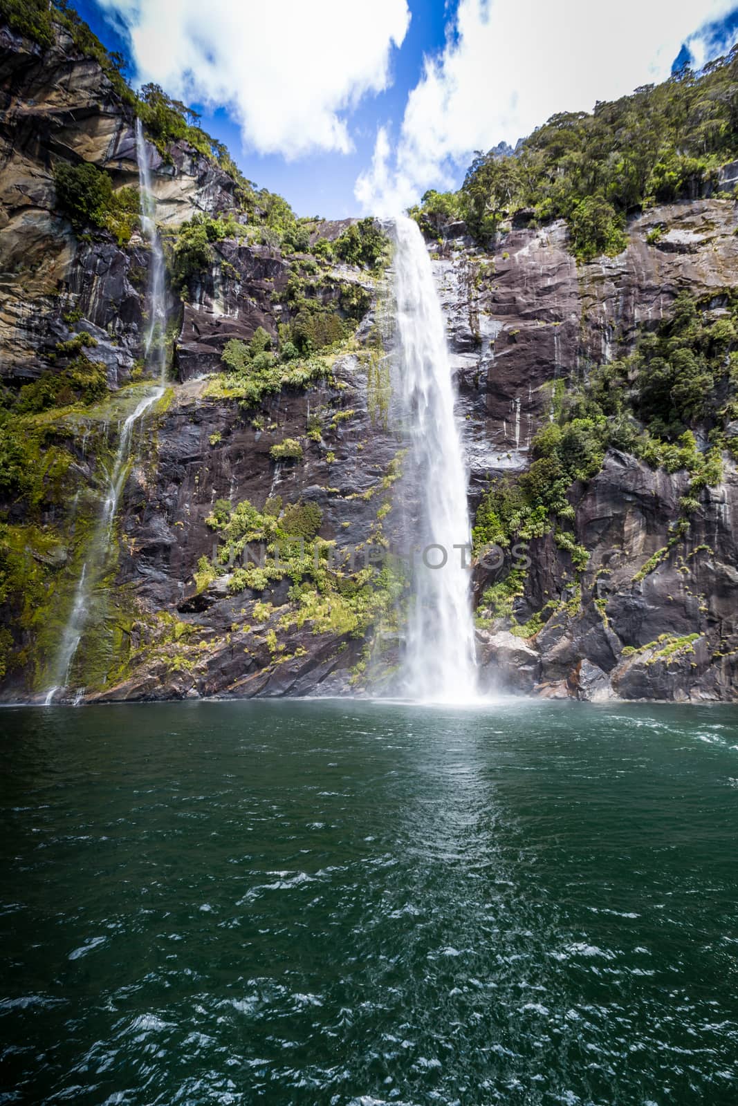 Milford sound. New Zealand fiordland 