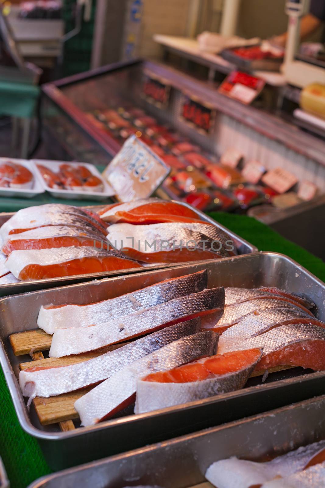 Tsukiji Fish Market, Japan. by mariusz_prusaczyk