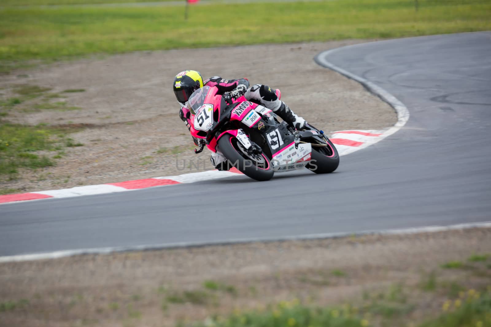 MELBOURNE/AUSTRALIA - OCTOBER 1, 2016: Superbike in the final qualifying round for Saturday at the YMF Australian Superbiike Championshihp Round 6 at Winton Raceway, October 1, 2016.