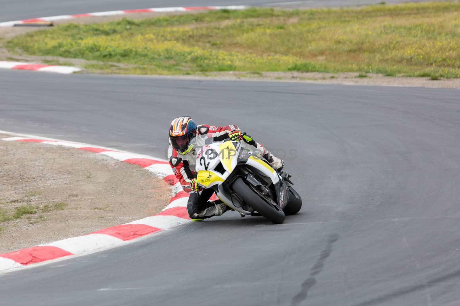 MELBOURNE/AUSTRALIA - OCTOBER 1, 2016: Superbike in the final qualifying round for Saturday at the YMF Australian Superbiike Championshihp Round 6 at Winton Raceway, October 1, 2016.