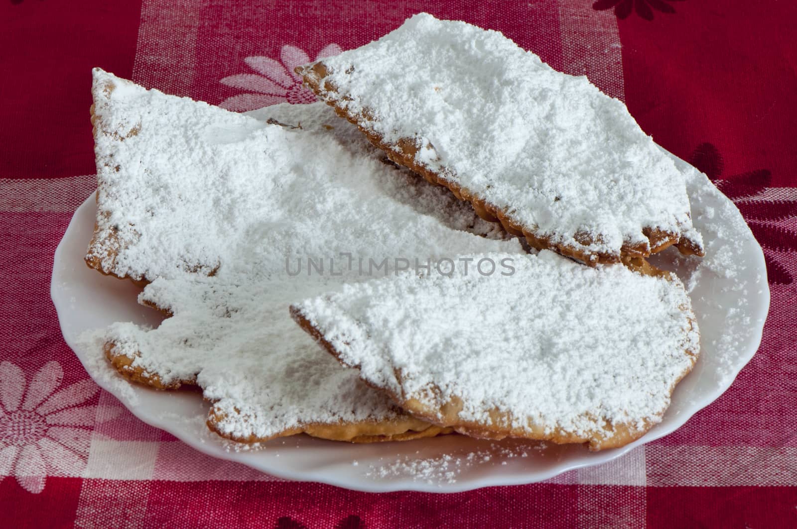 Italian fried sweets for Carnival and Easter