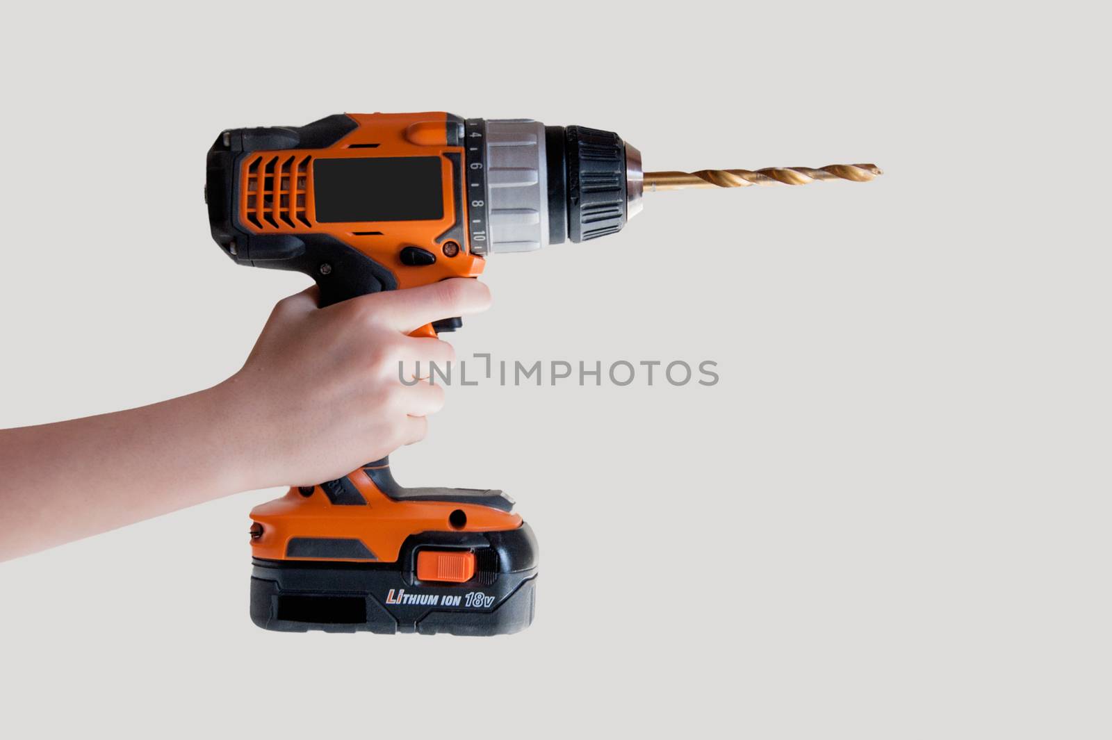 Electric drill with a drill for metal by ben44