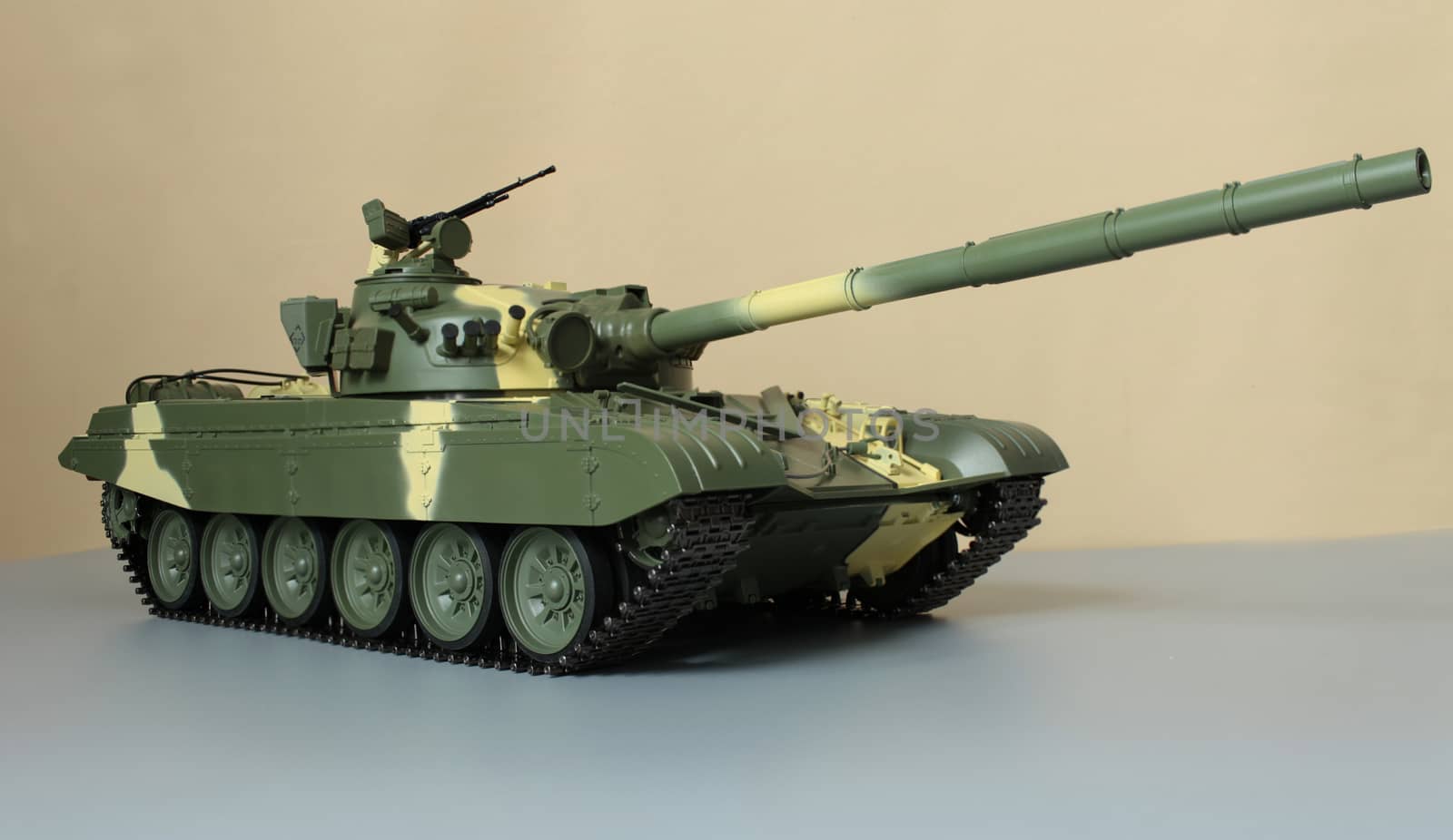 Huge firepower Soviet tank T-72, camouflage coloring model