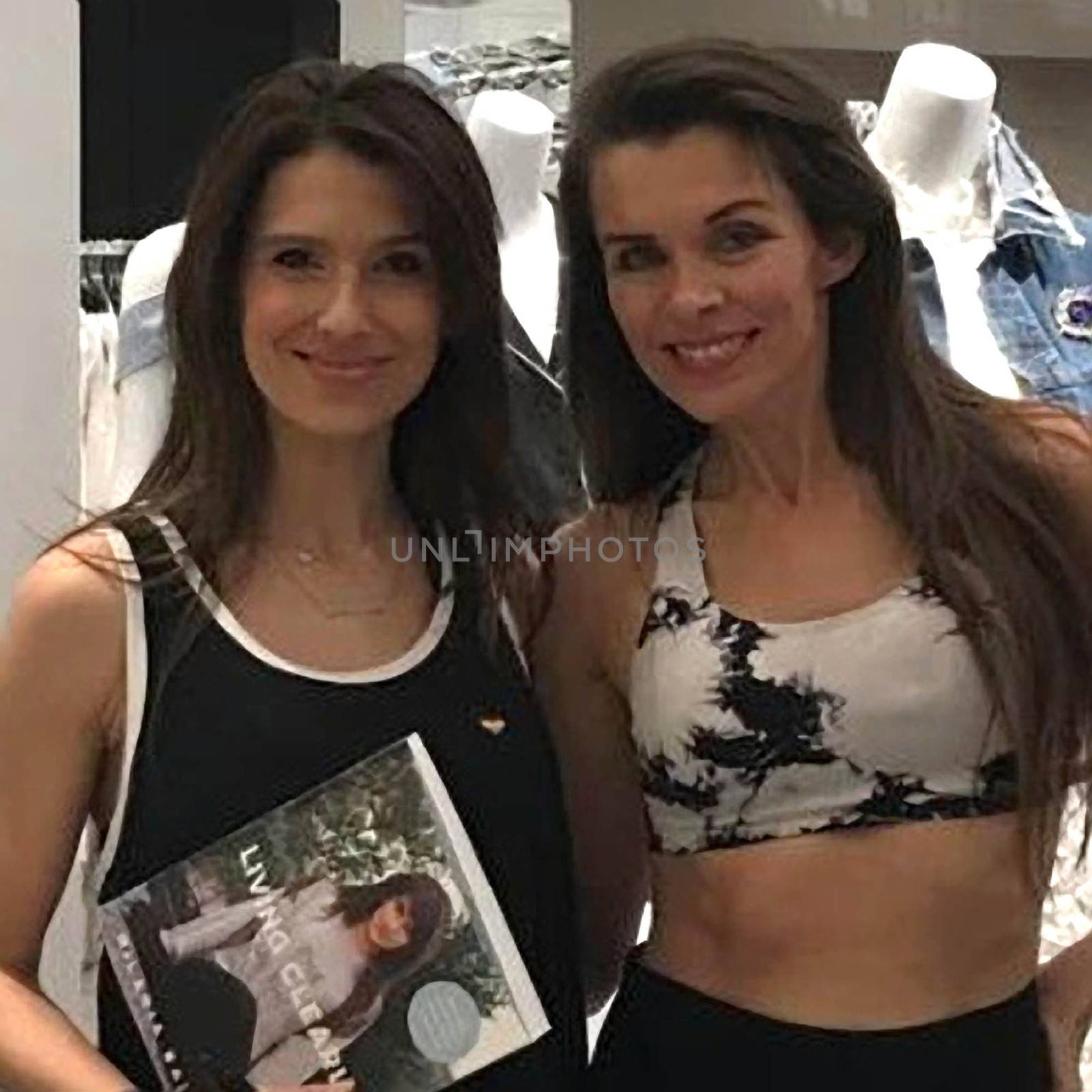 Hilaria Baldwin, Alicia Arden
at Morning Yoga with Hilaria Baldwin to celebrate the release of her new book "The Living Clearly Method," Bllomingdales, Century City, CA 03-04-17/ImageCollect by ImageCollect