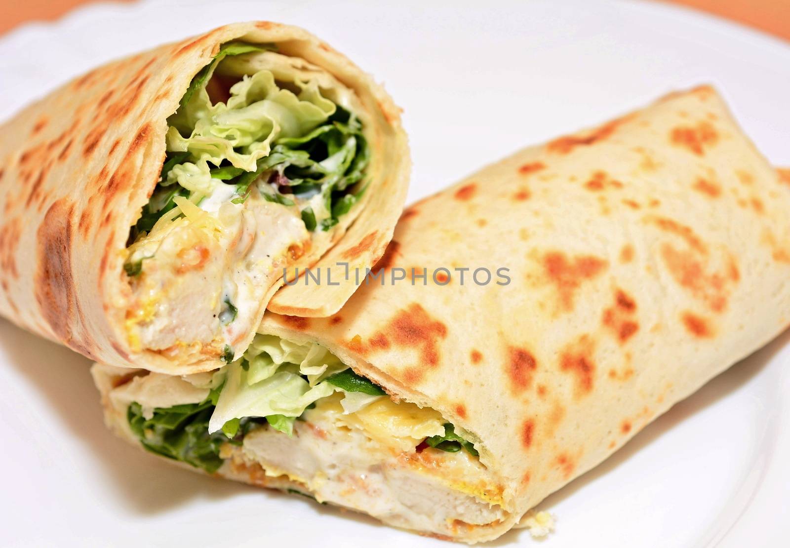 Chicken tortilla wraps by hamik