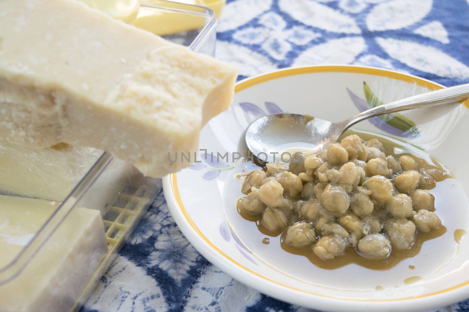 chickpeas soup for babies by salmas