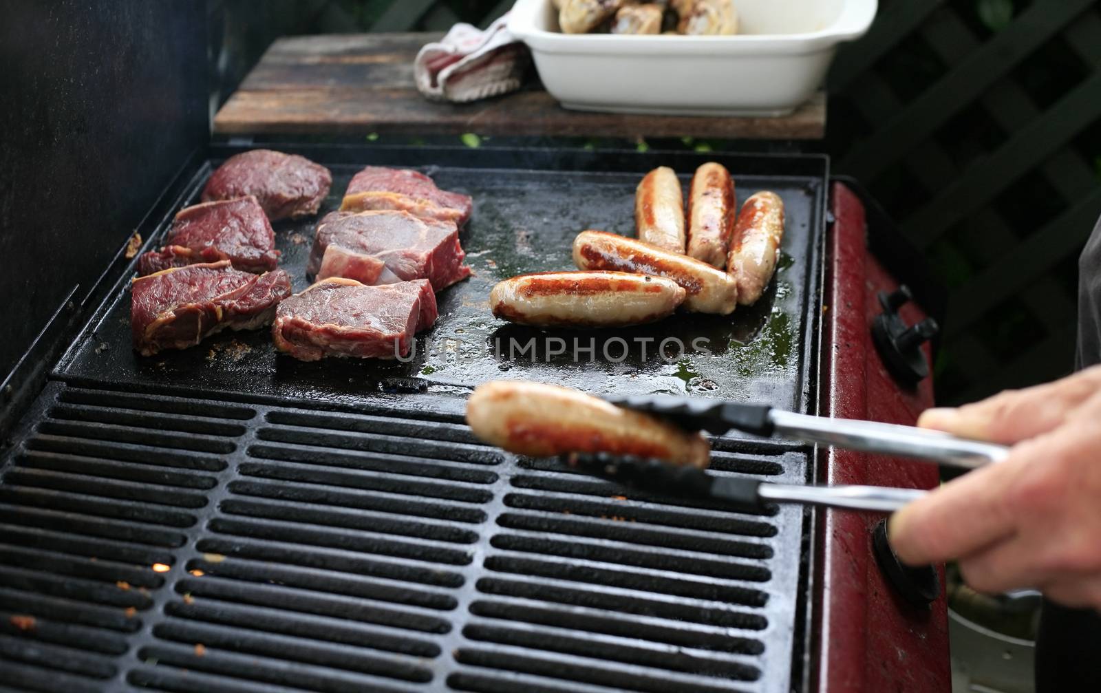 The image of fried meat on a plate