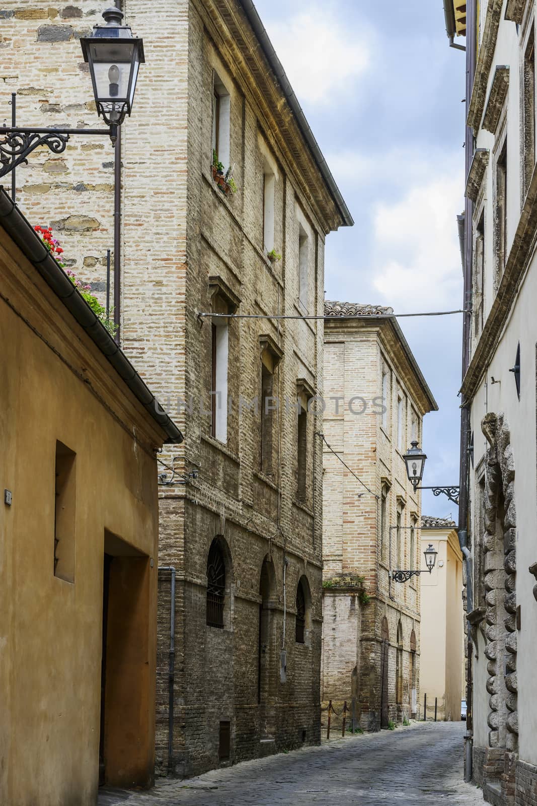 Narrow street in San Severino by w20er