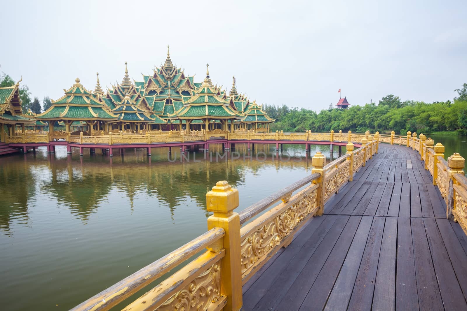 Temple of Thailand by witthaya