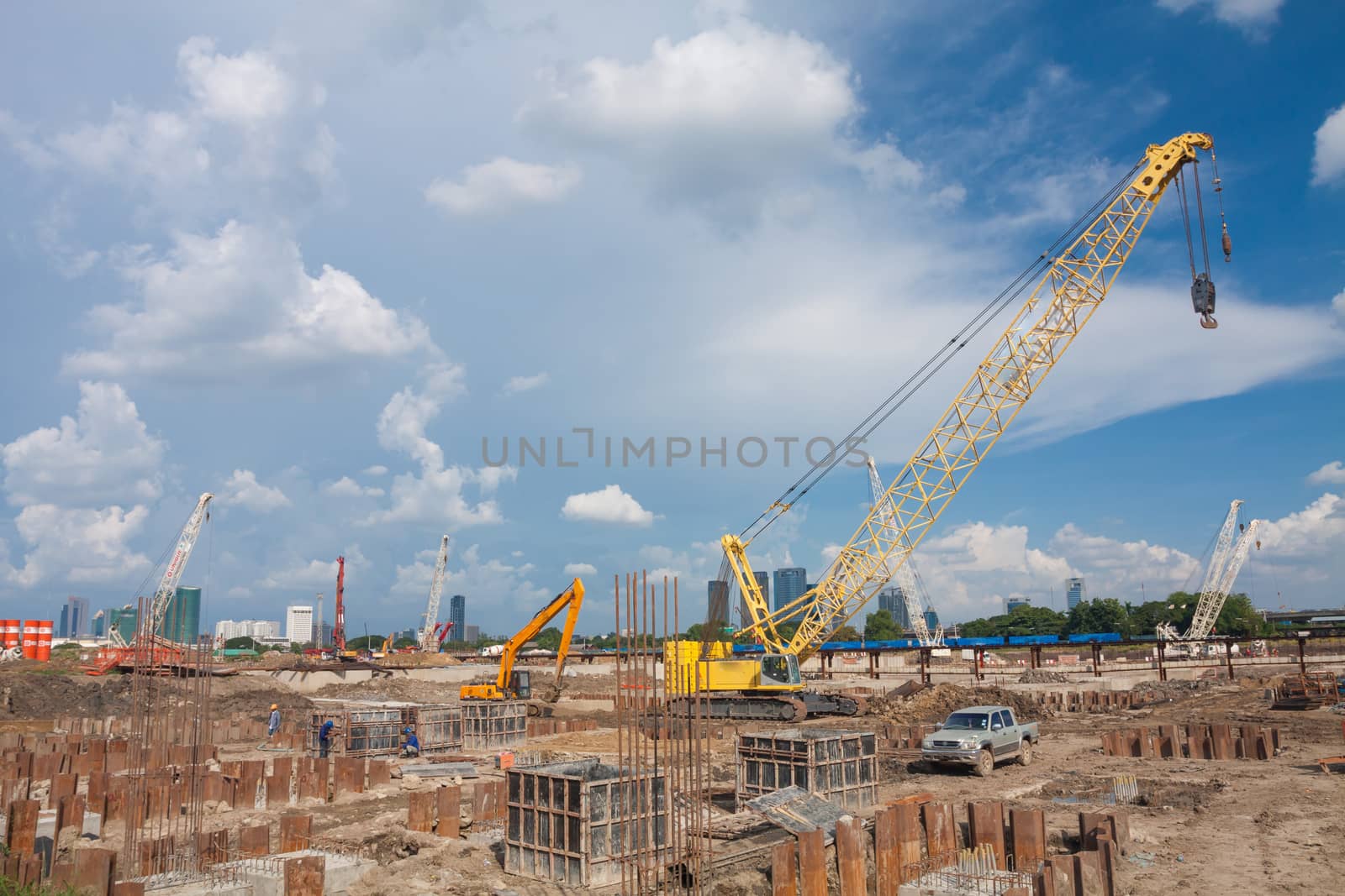 Construction of the new building by witthaya