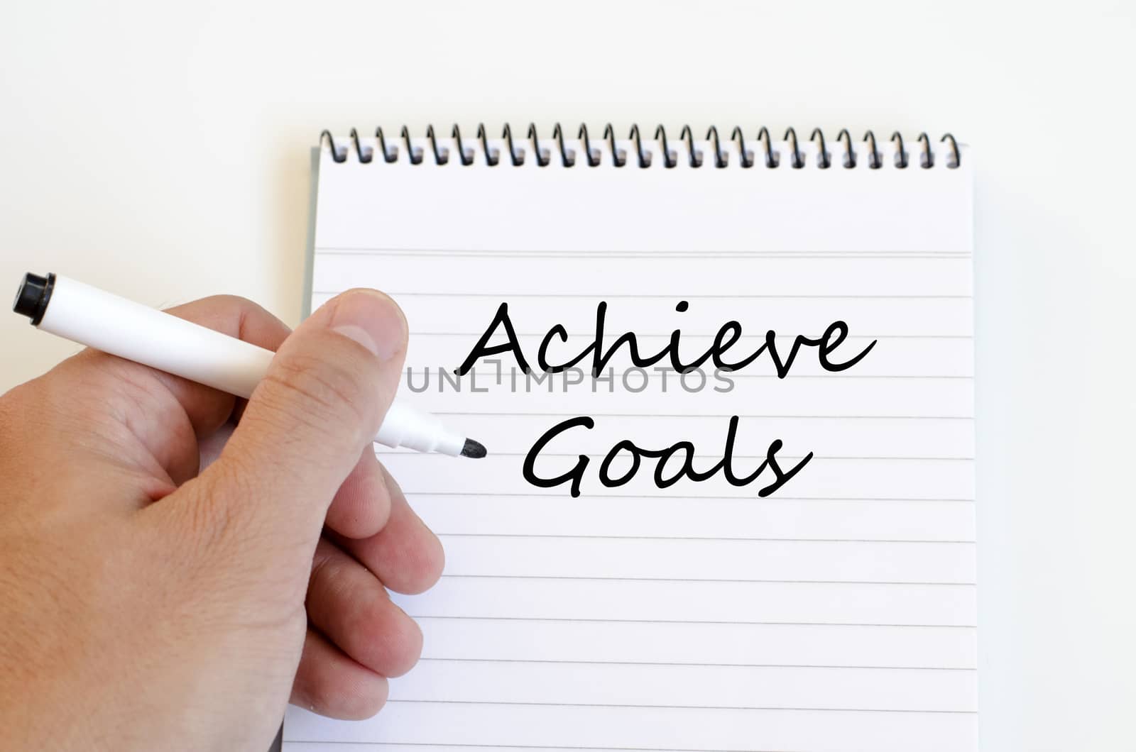 Achieve goals concept on notebook by eenevski