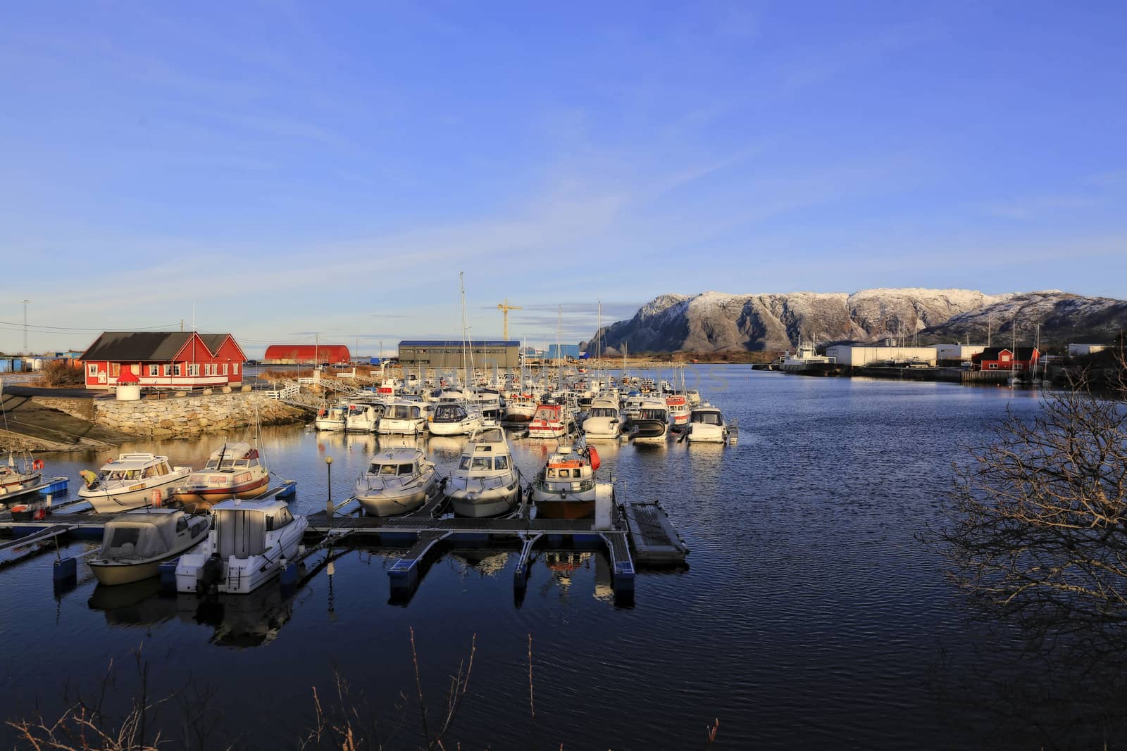 Fra Salhus marina utenfor Brønnøysund sentrum