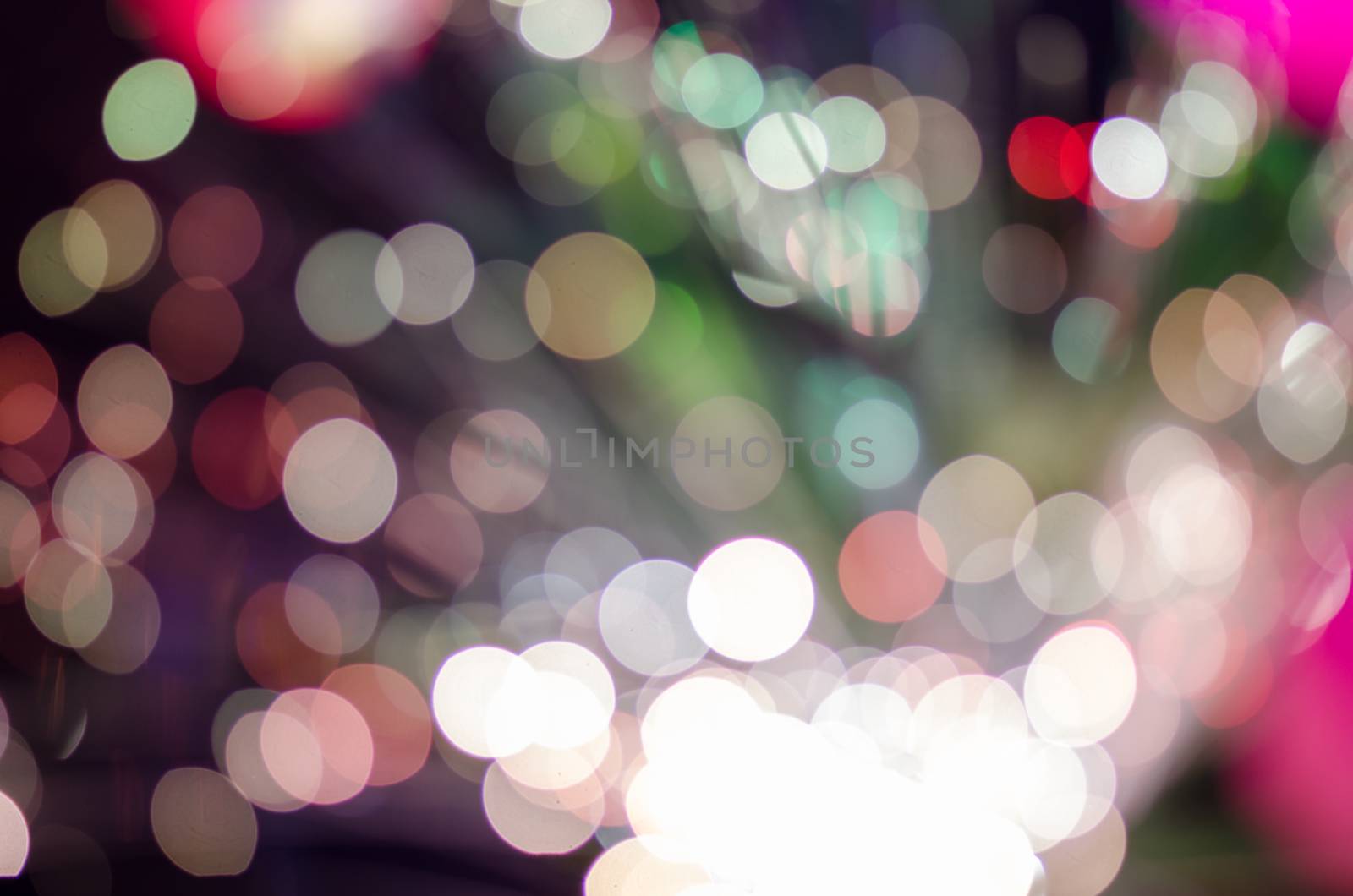 Bokeh from the lights at night by metal22