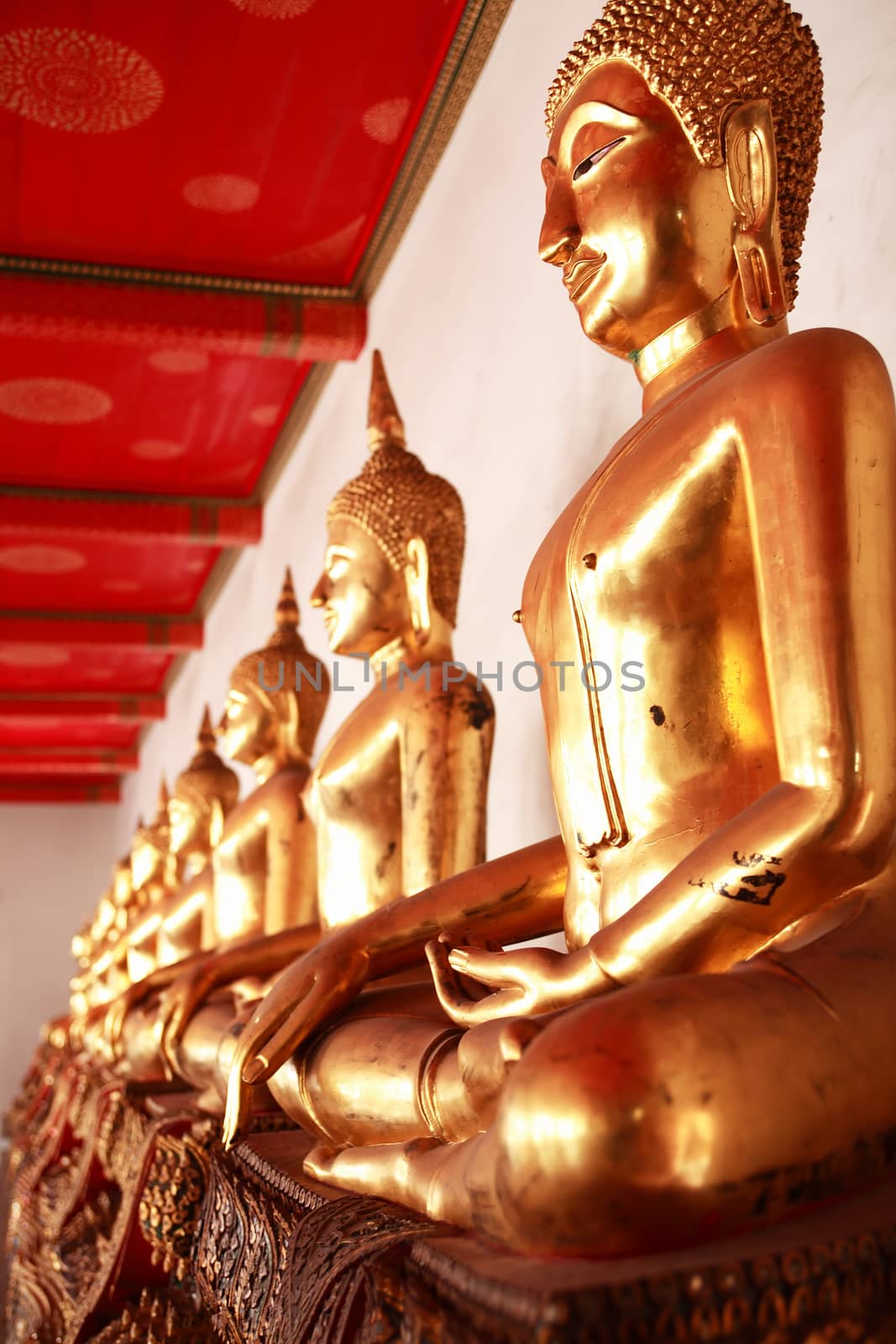 Temple of the Reclining Buddha Wat Pho in Bangkok, Thailand