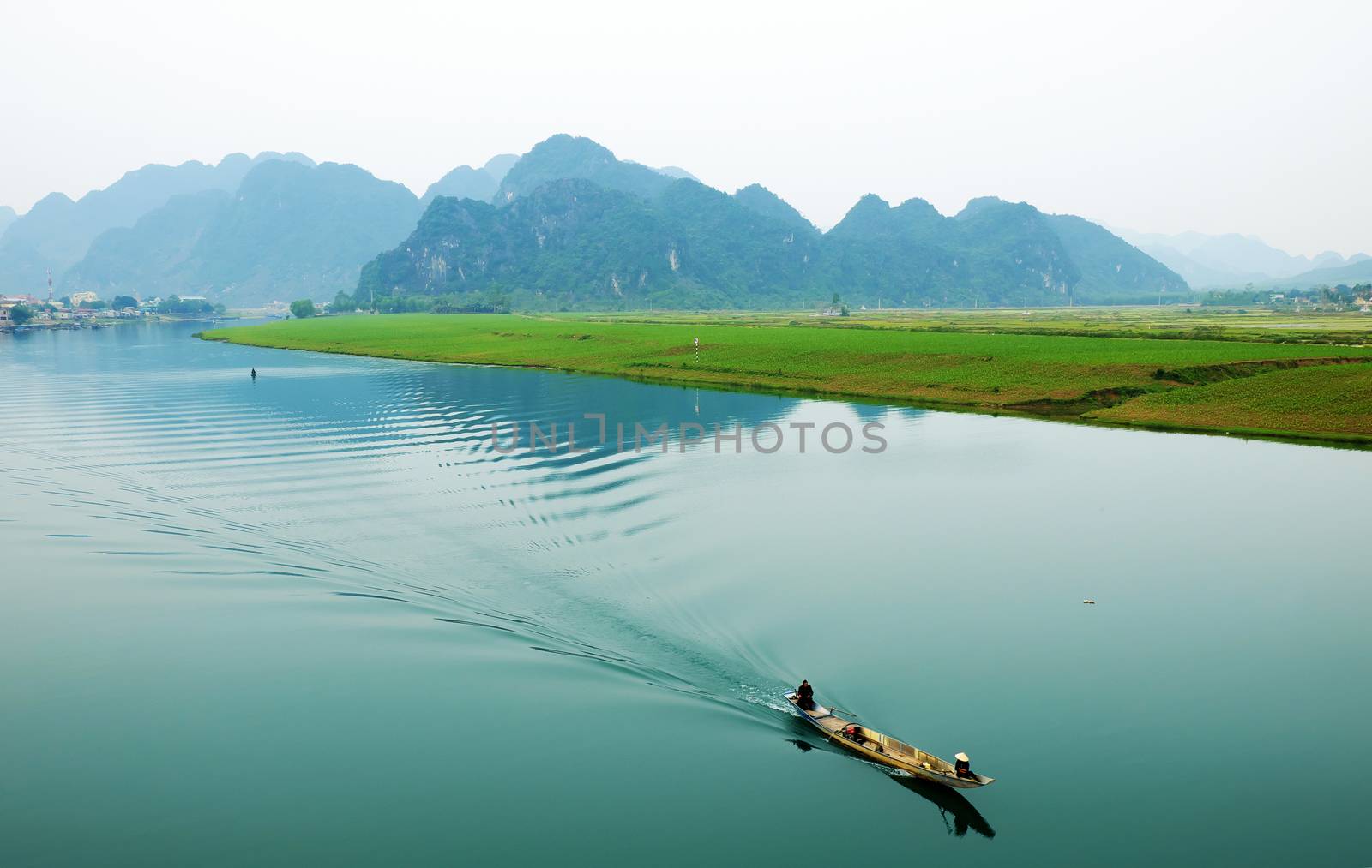 Amazing natural landscape at Quang Binh, Viet Nam by xuanhuongho