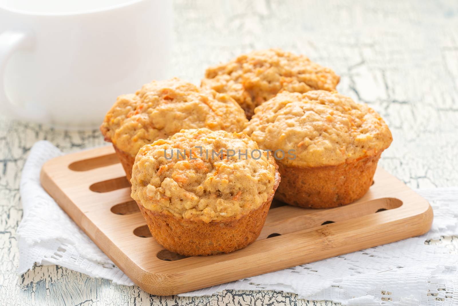 Carrot Oatmeal Muffins by billberryphotography