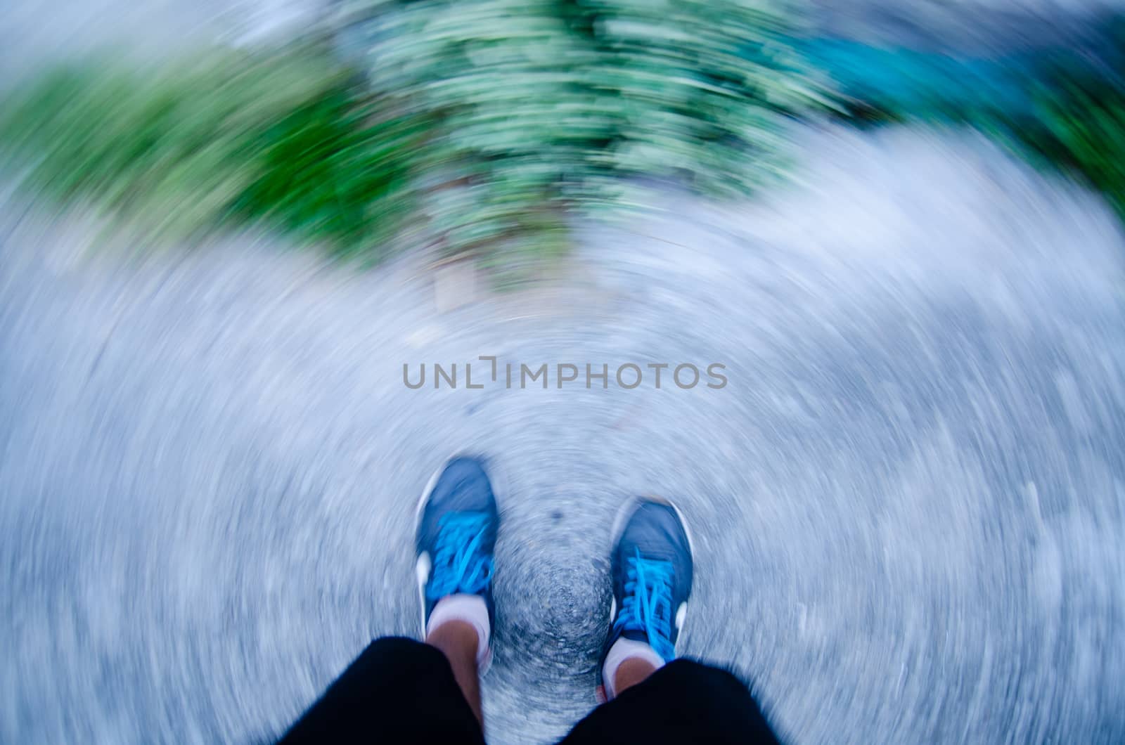 Blur legs in the cycle by Vanzyst