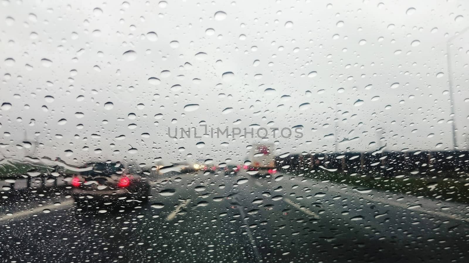 Rainy highway by hamik