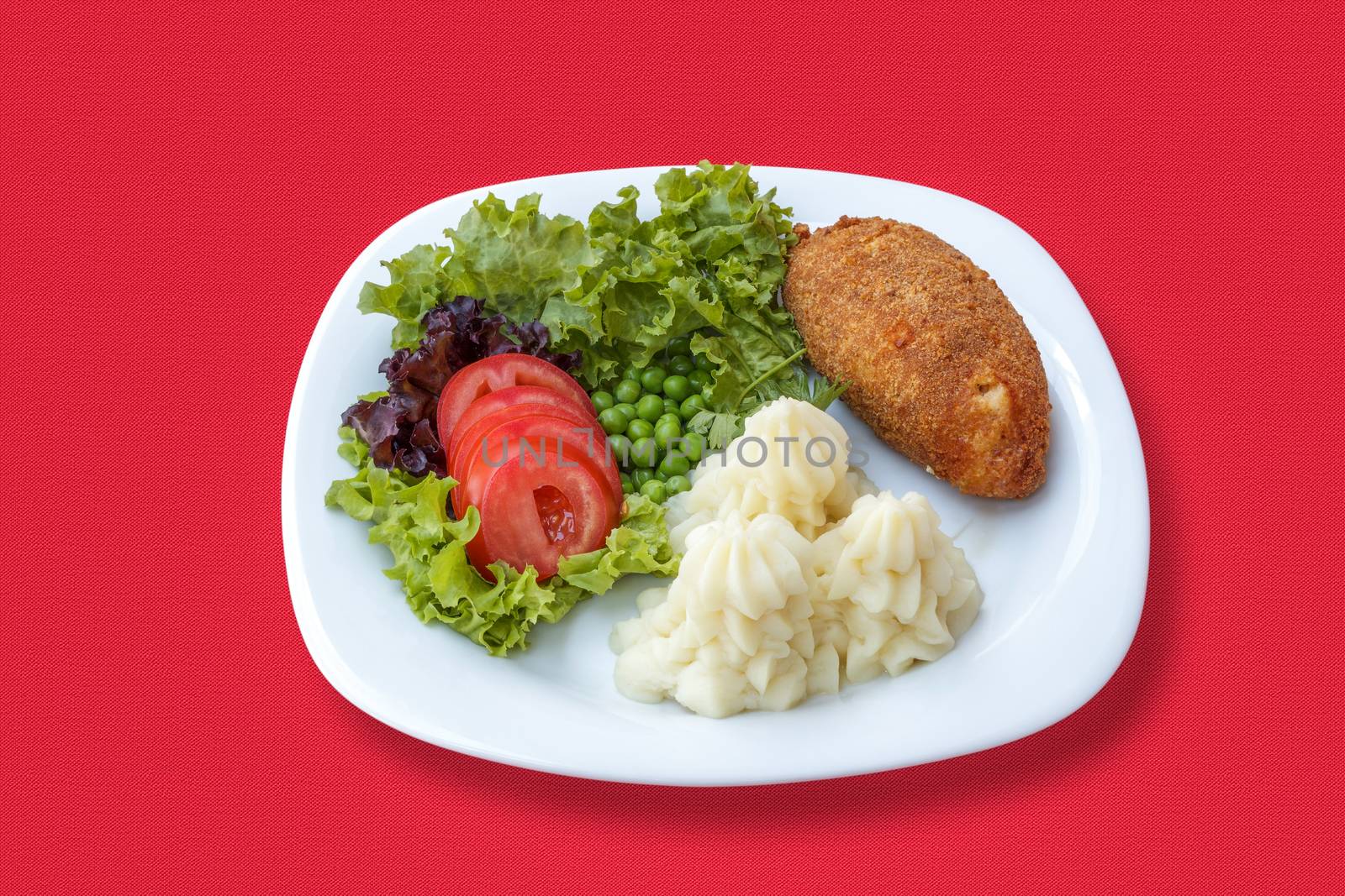Mashed potatoes with cutlet and vegetables by fogen