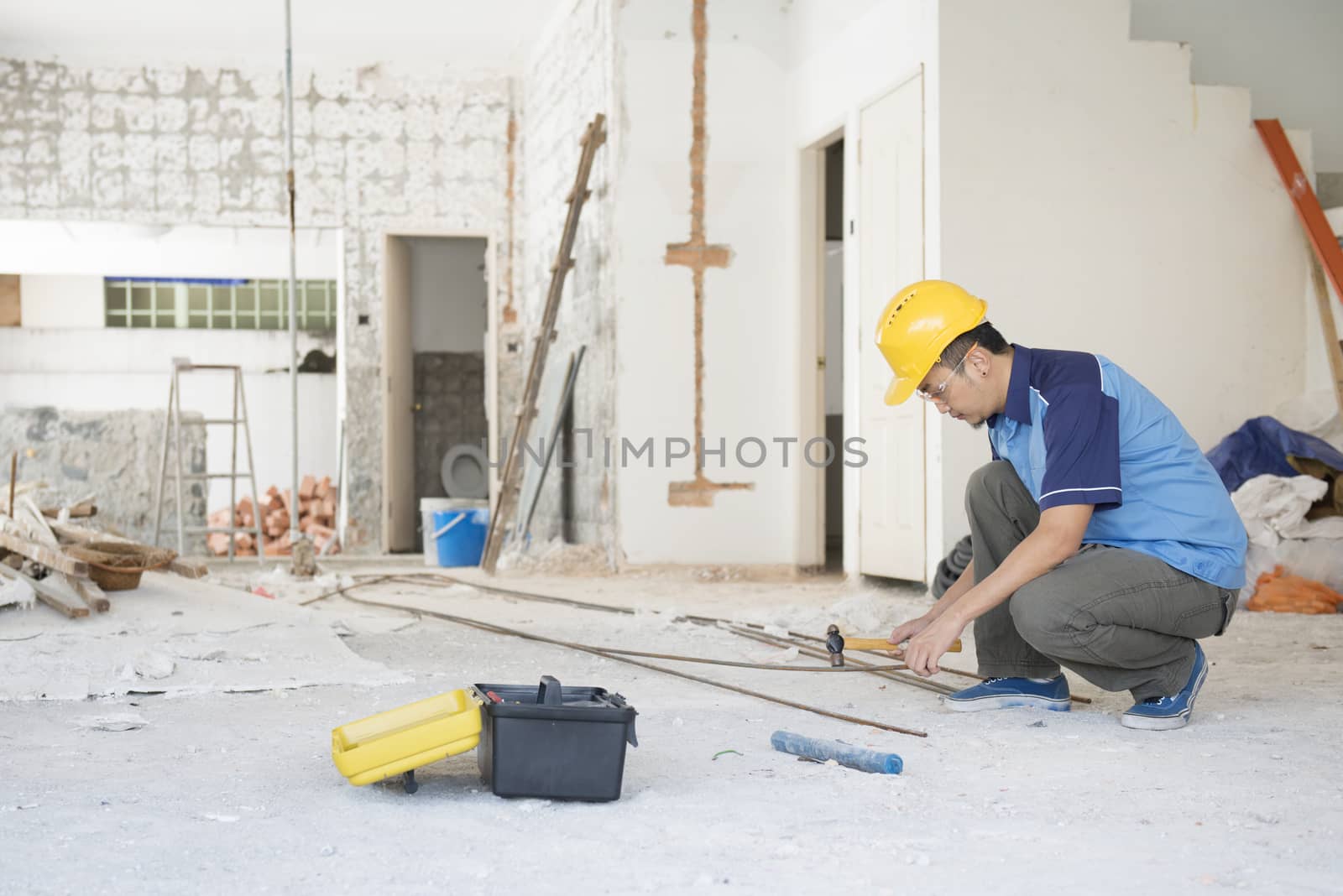 Construction worker working by szefei