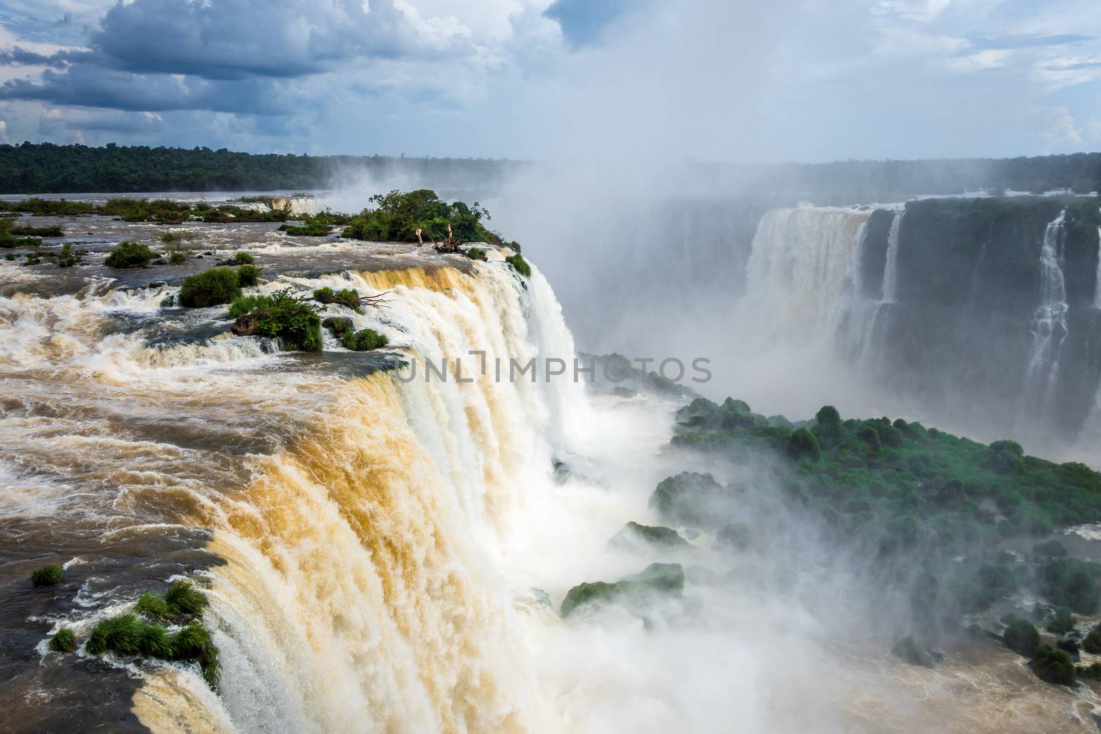 iguazu falls by daboost