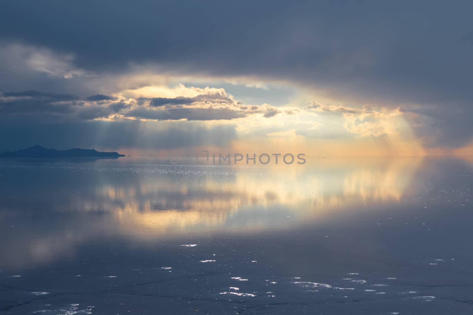 Salar de Uyuni desert, Bolivia by daboost