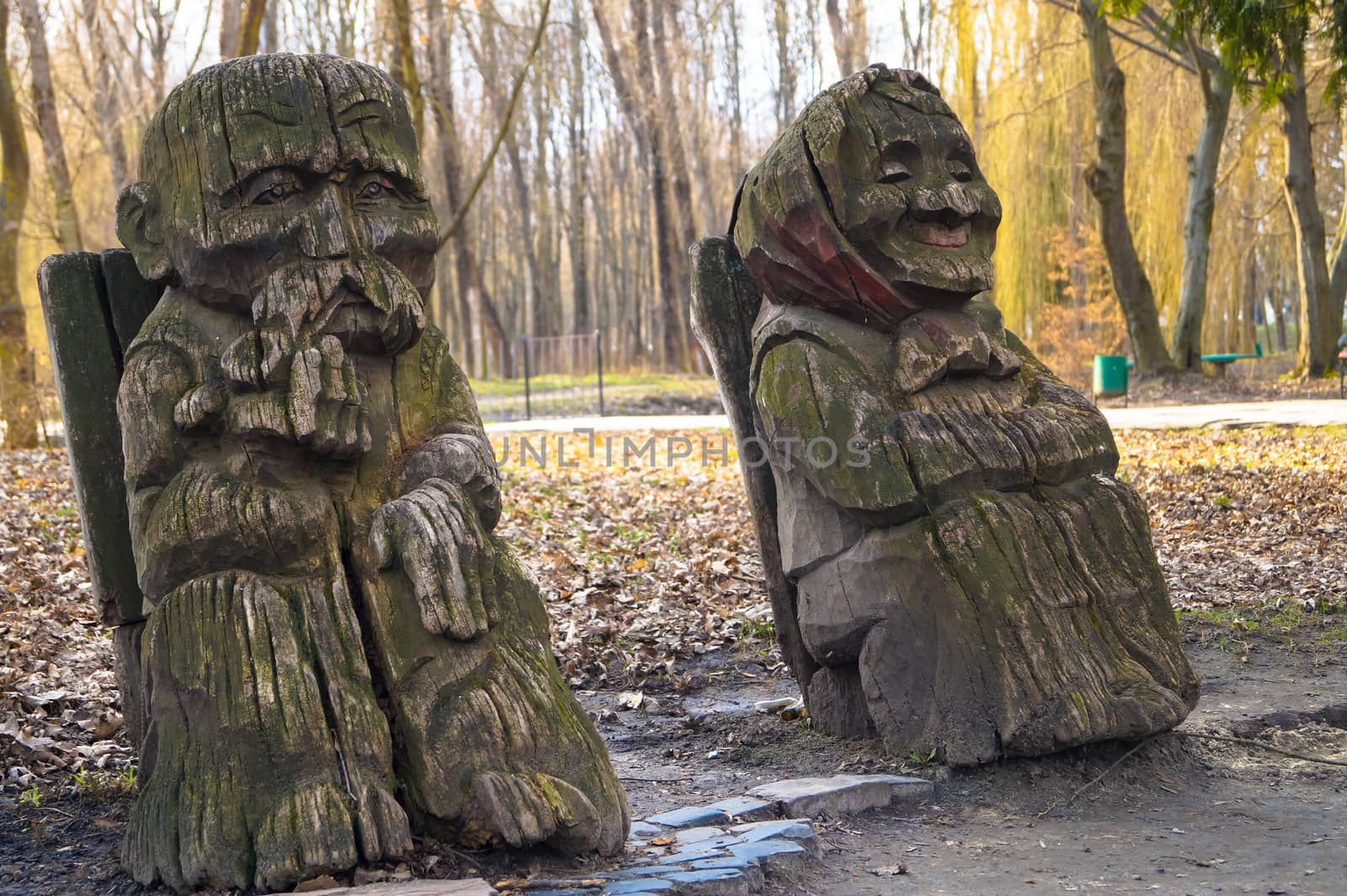 wooden sculptures grandfather grandmother by Oleczka11