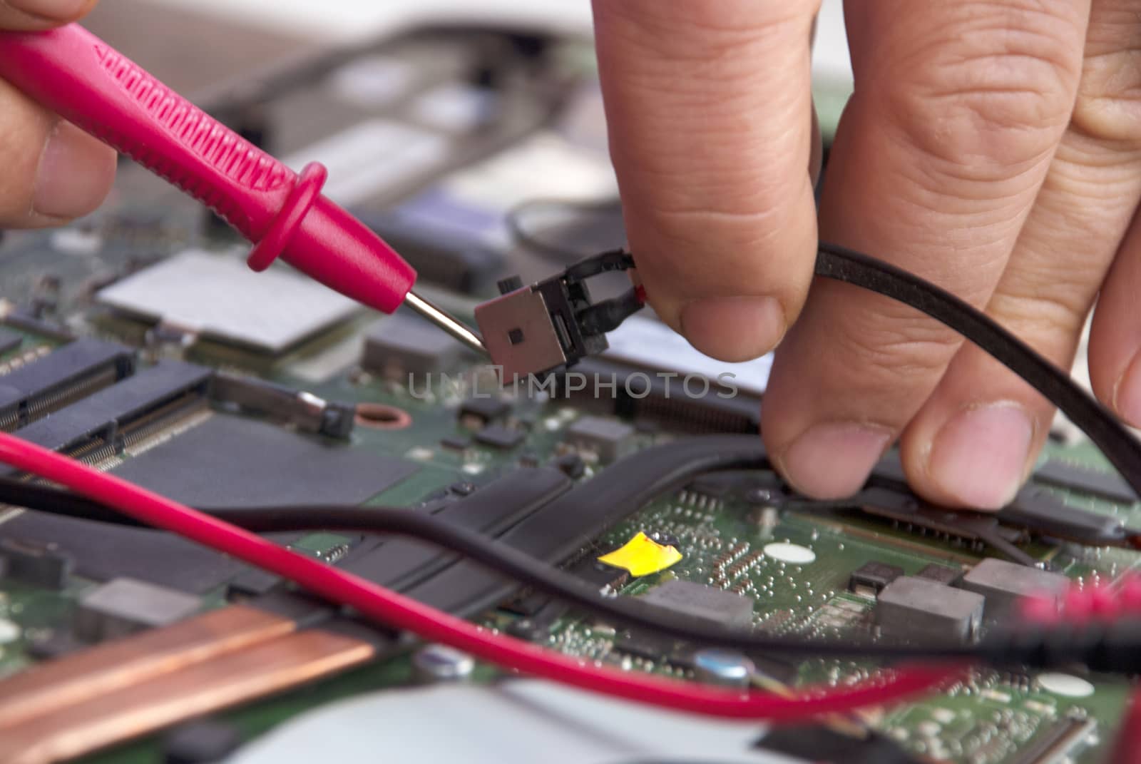 Broken computer repair with the instrument.Laptop Disassembling