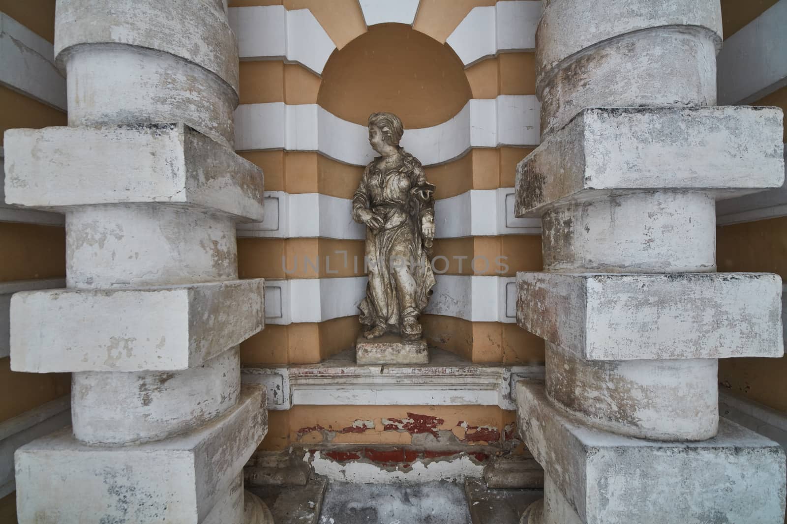 Monuments at the Kuskovo palace in Moscow, national museum