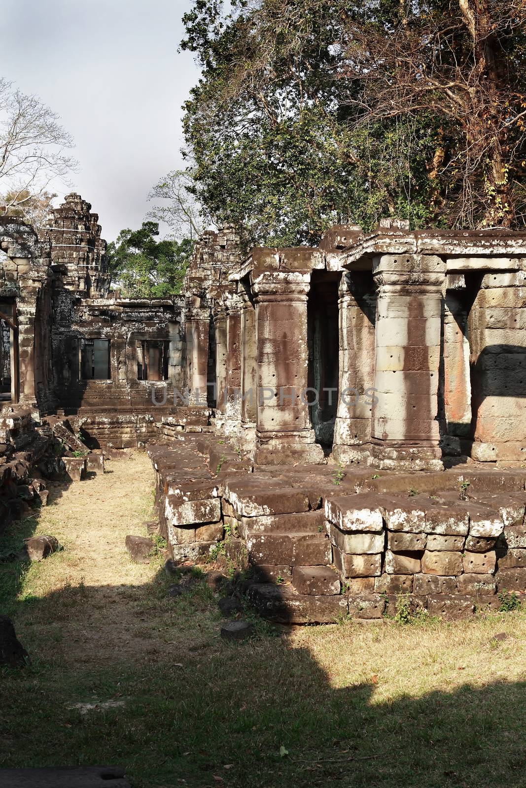 Angkor Wat Temple by kvkirillov