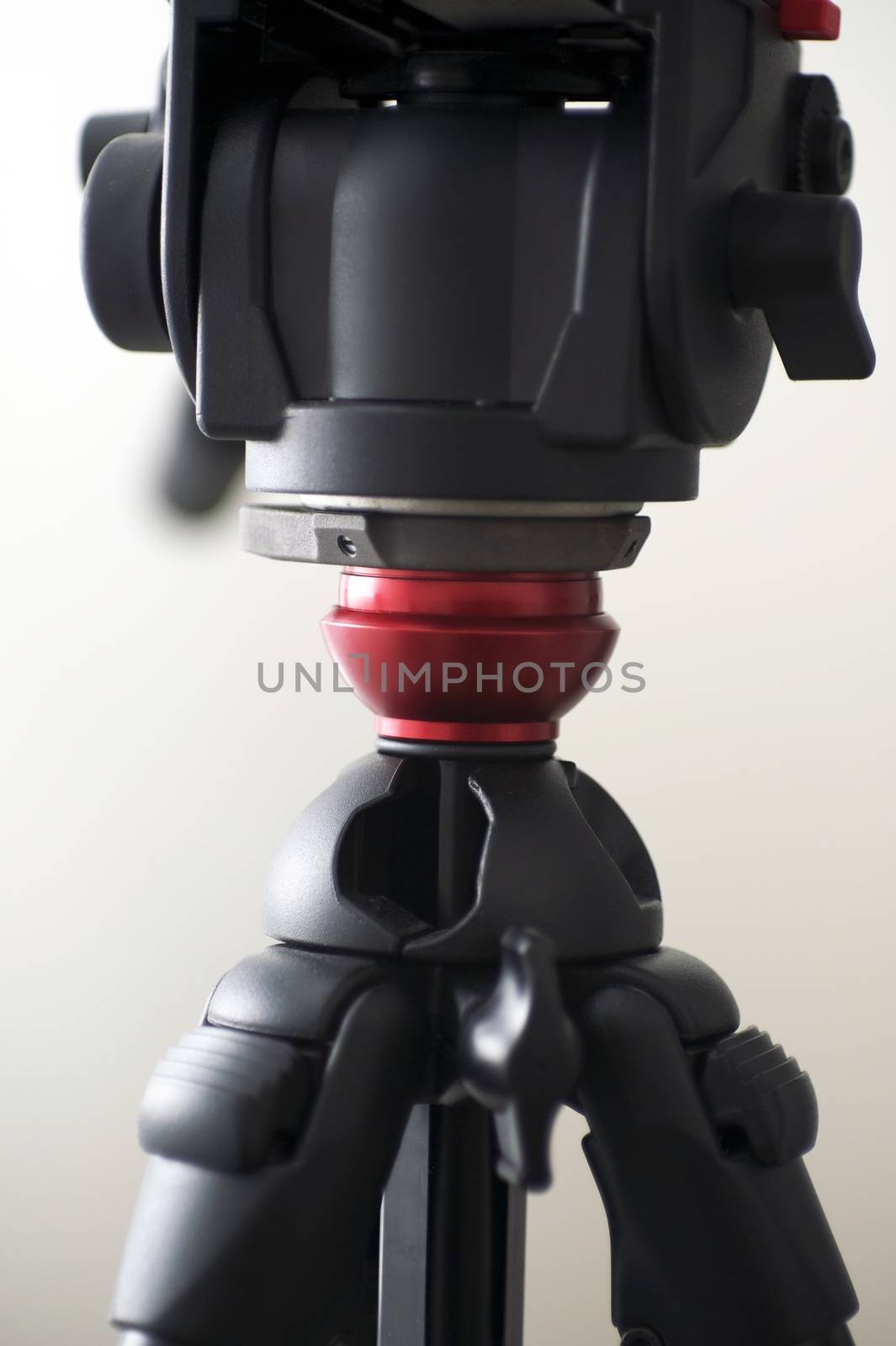 Camera Tripod by welcomia