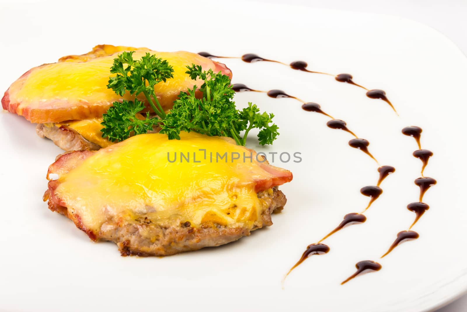 Meat patty with bacon and melted cheese by Pellinni