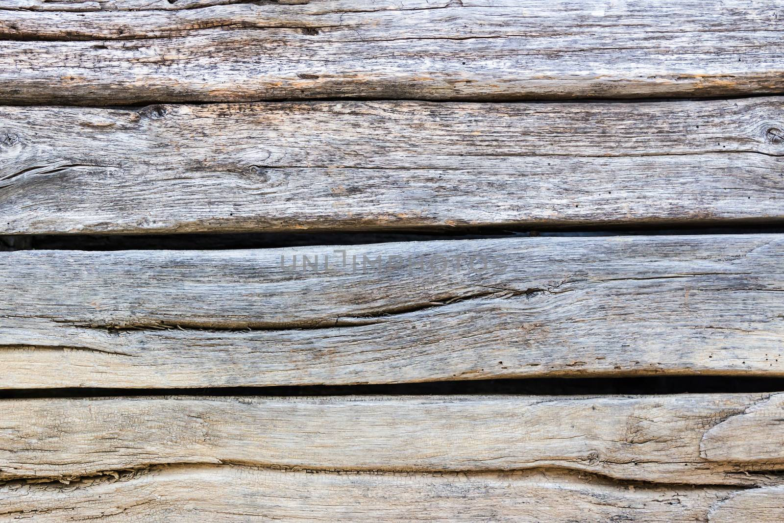 embossed texture of wooden planks by Pellinni