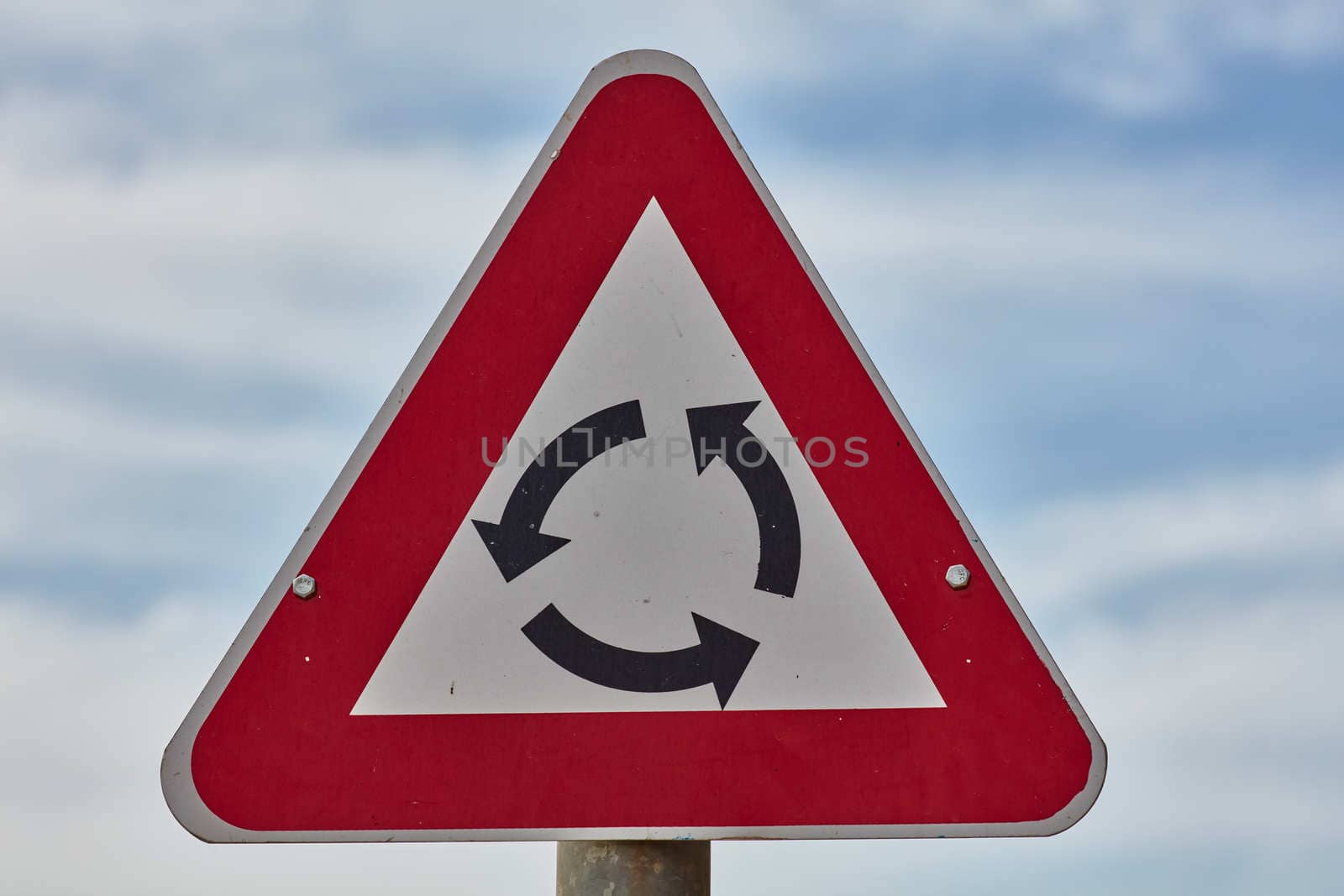 Roundabout road sign