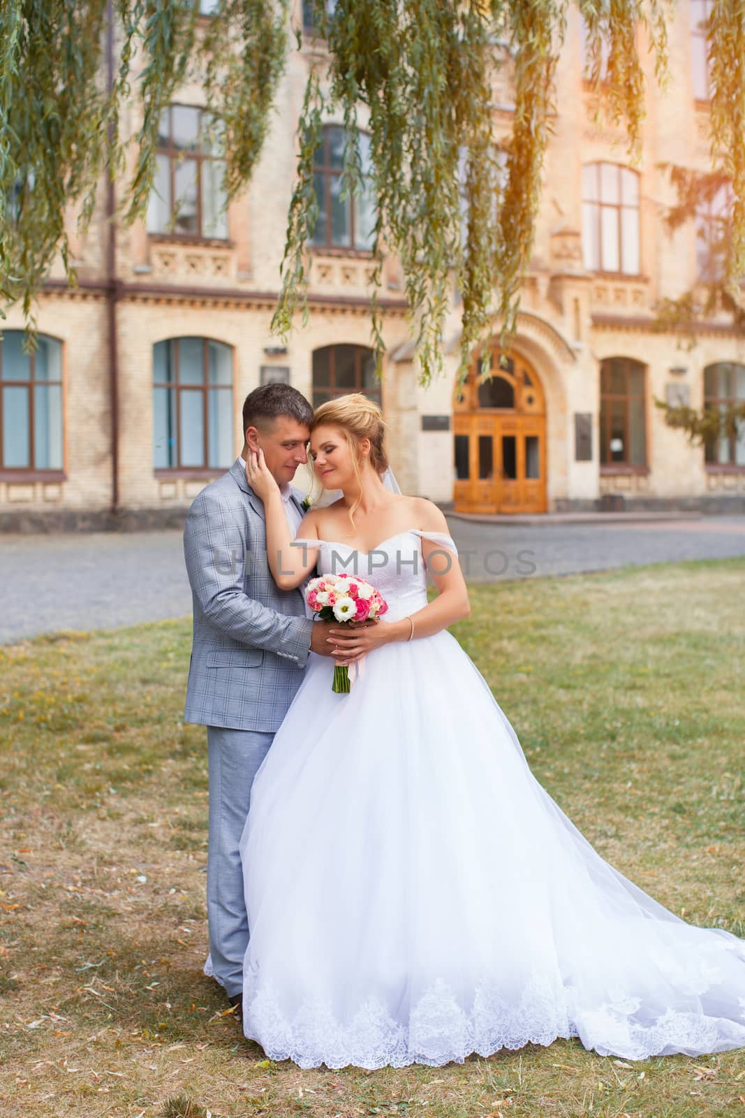 Wedding newlyweds walk by lanser314