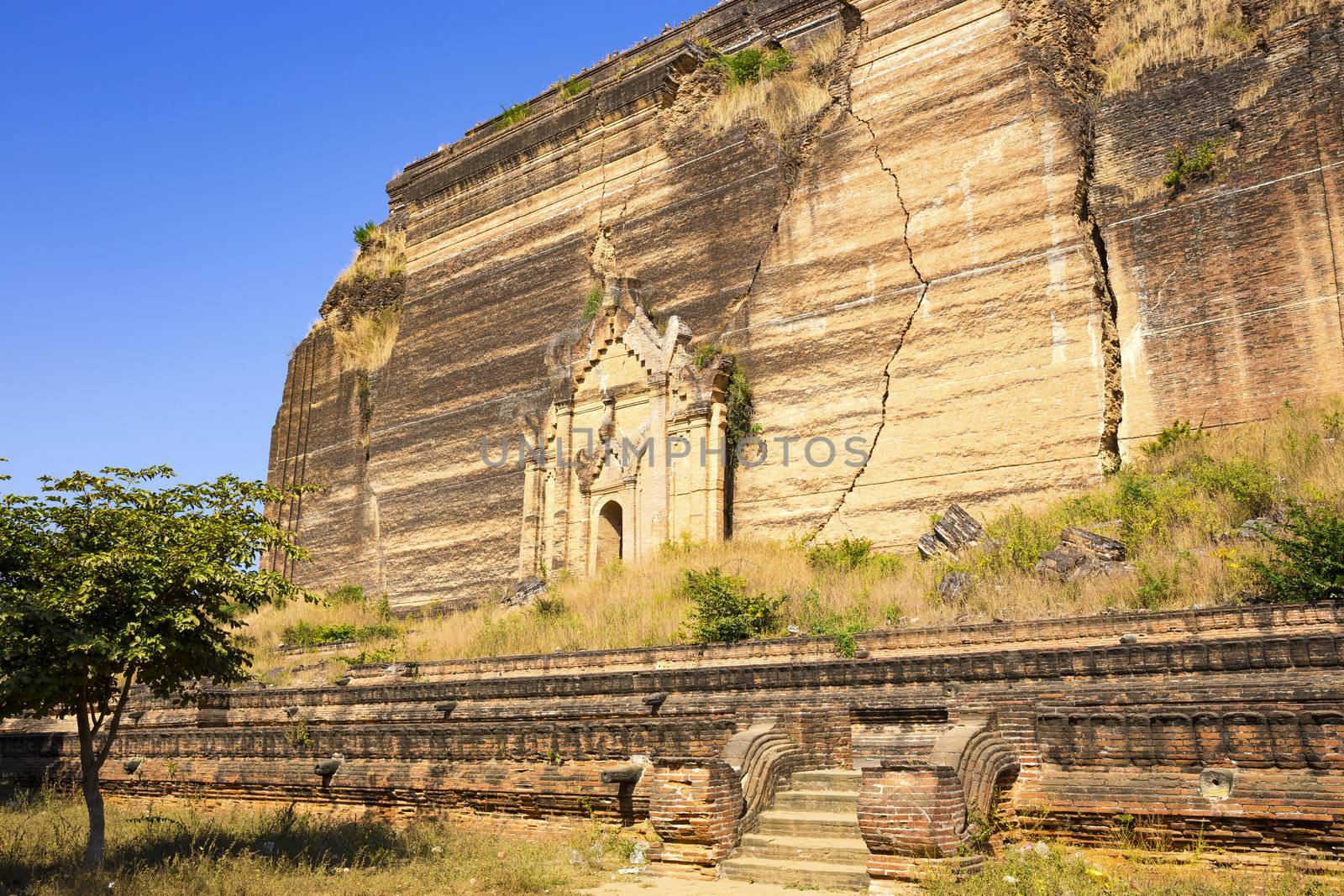 Mingun Pahtodawgyi Temple in Mandalay, Myanmar by cozyta