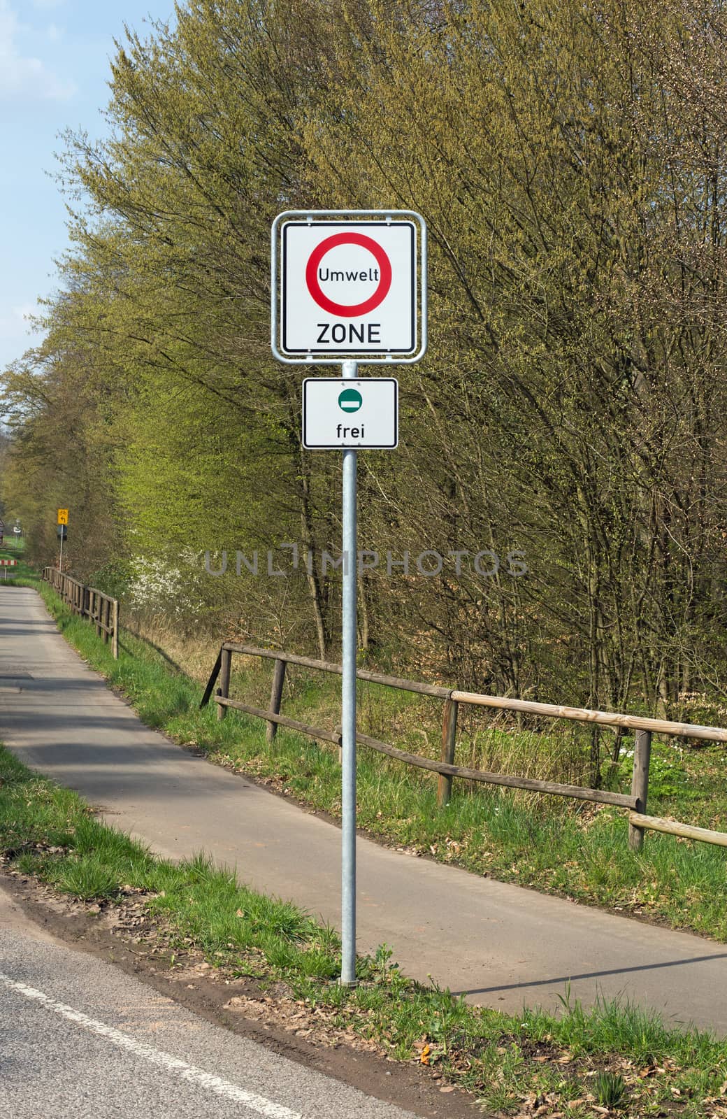 German sign environment zone, green plaque