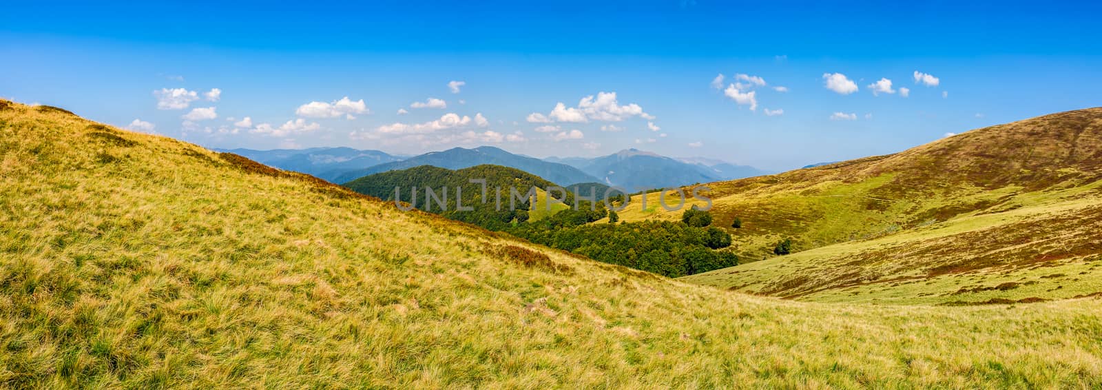 hillside panorama in mountains by Pellinni