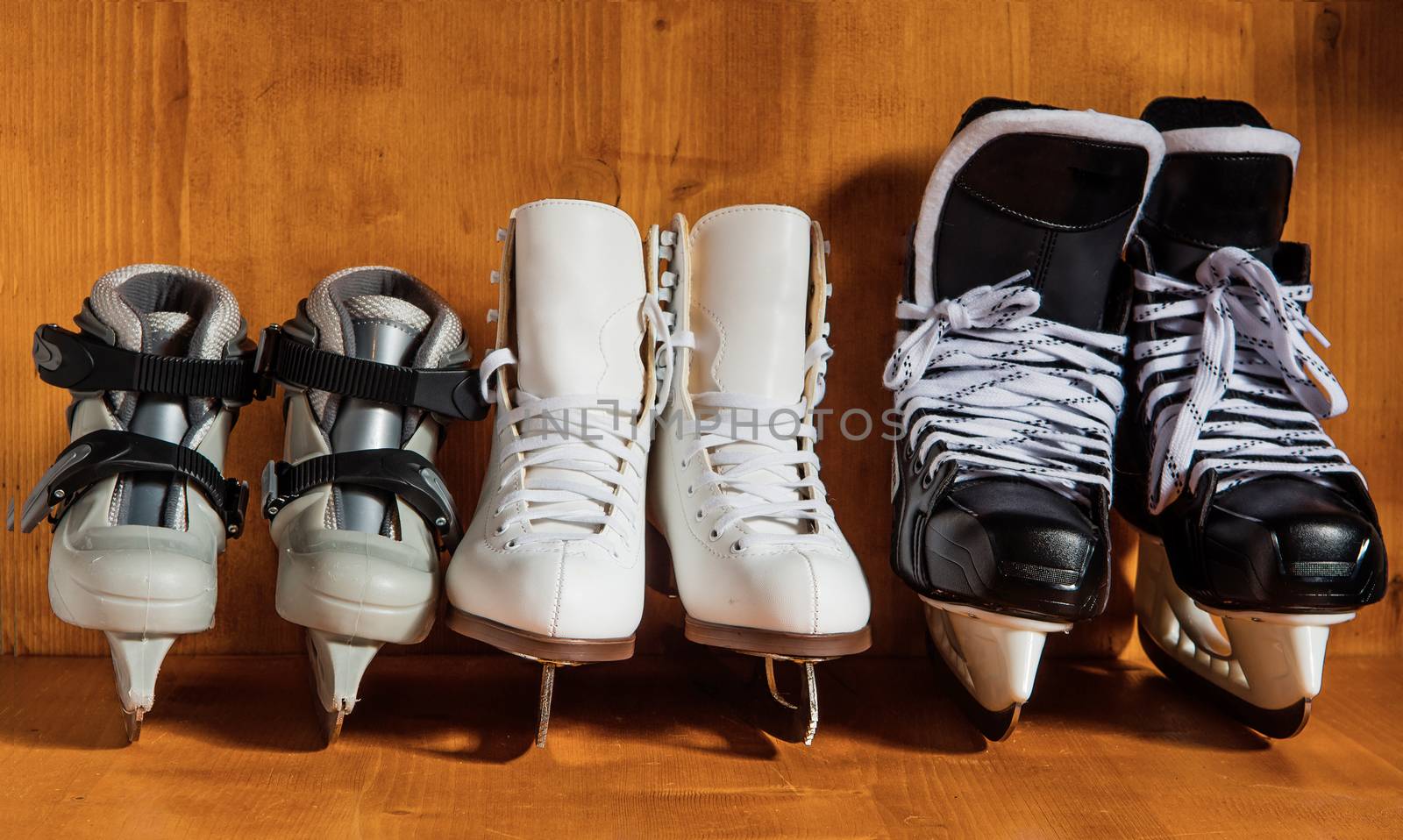 The whole family loves to skate and skate on a Sunday prepared to go to the ice rink