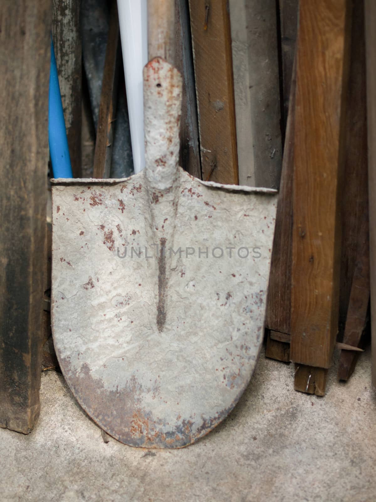 OLD RUSTIC SHOVEL ON THE GROUND by PrettyTG