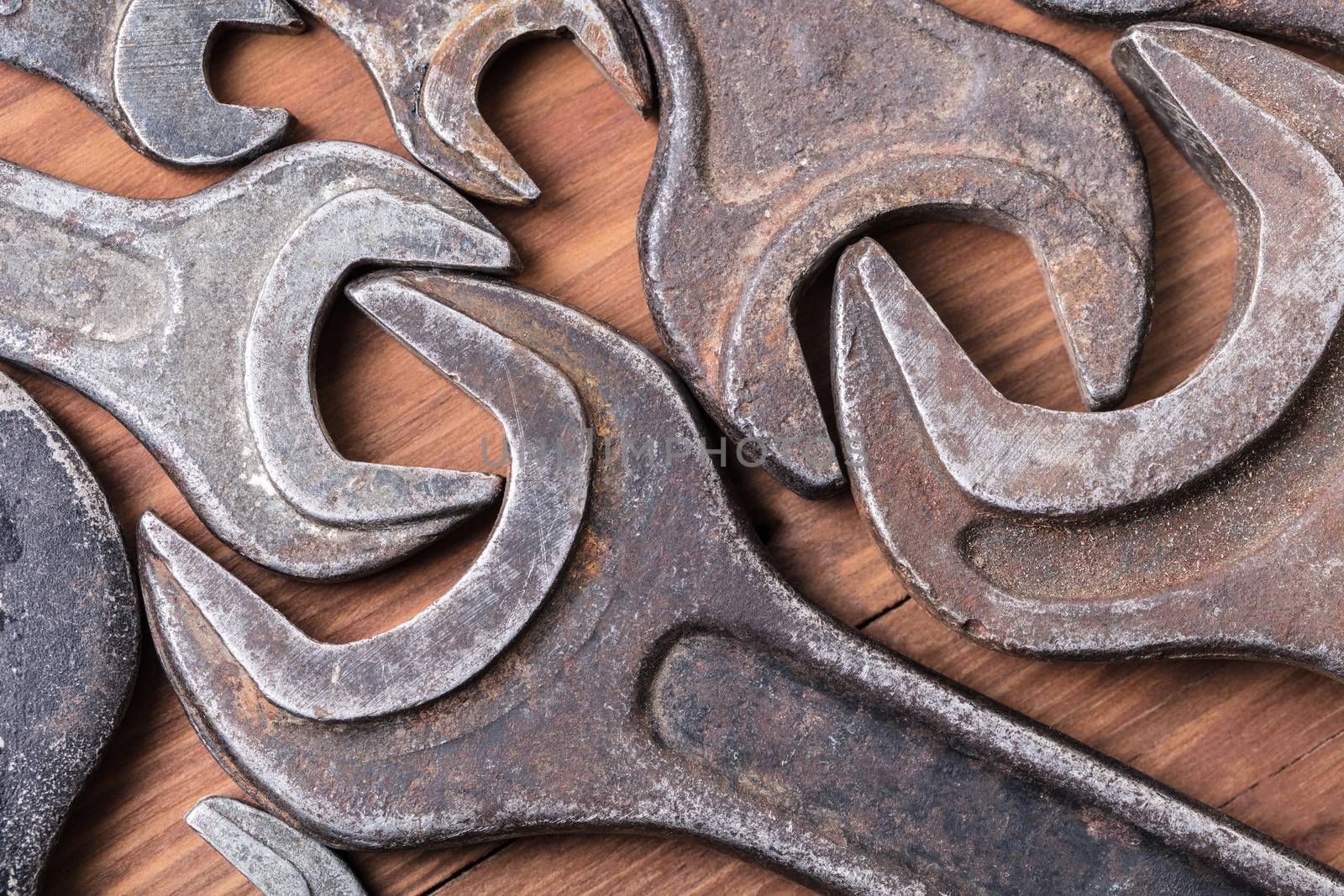 Spanners of various sizes close-up, abstract background