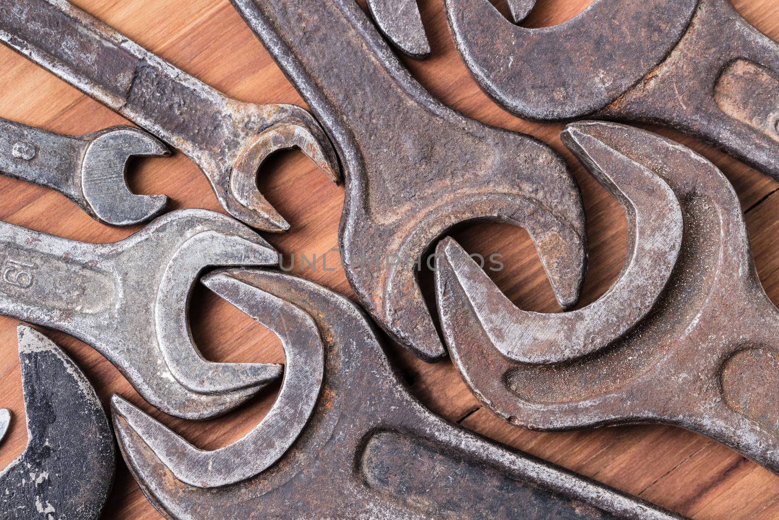 Spanners of various sizes close-up, abstract background