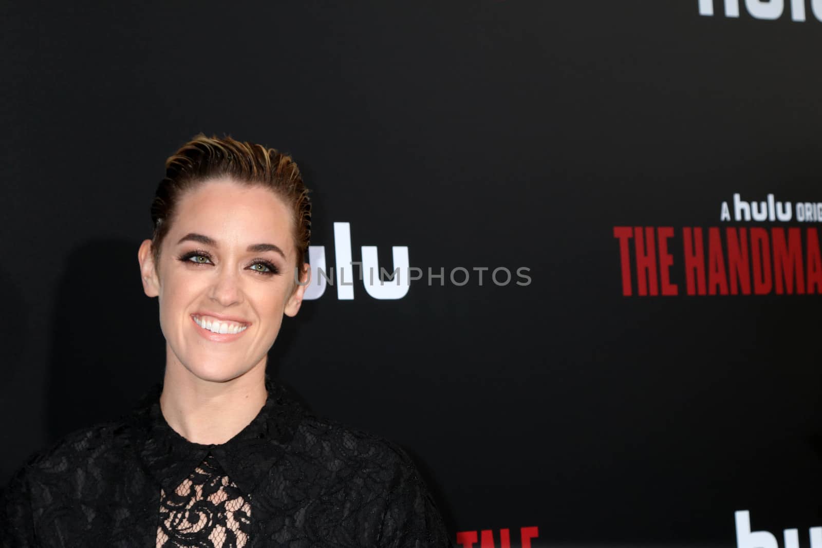Lauren Morelli
at the Premiere Of Hulu's "The Handmaid's Tale," Cinerama Dome, Hollywood, CA 04-25-17/ImageCollect by ImageCollect